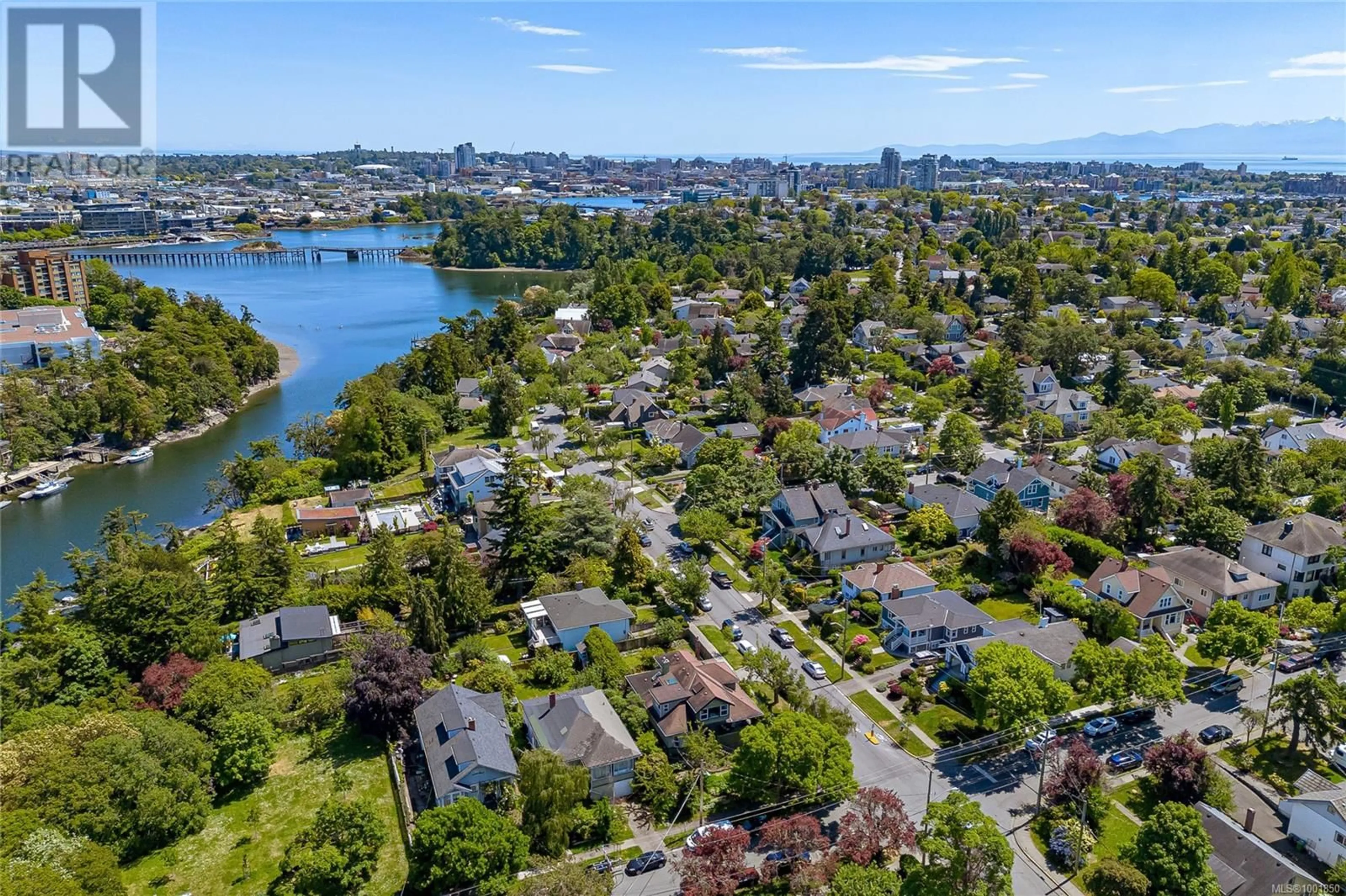 A pic from outside/outdoor area/front of a property/back of a property/a pic from drone, water/lake/river/ocean view for 1403 ARM STREET, Victoria British Columbia V9A4G8