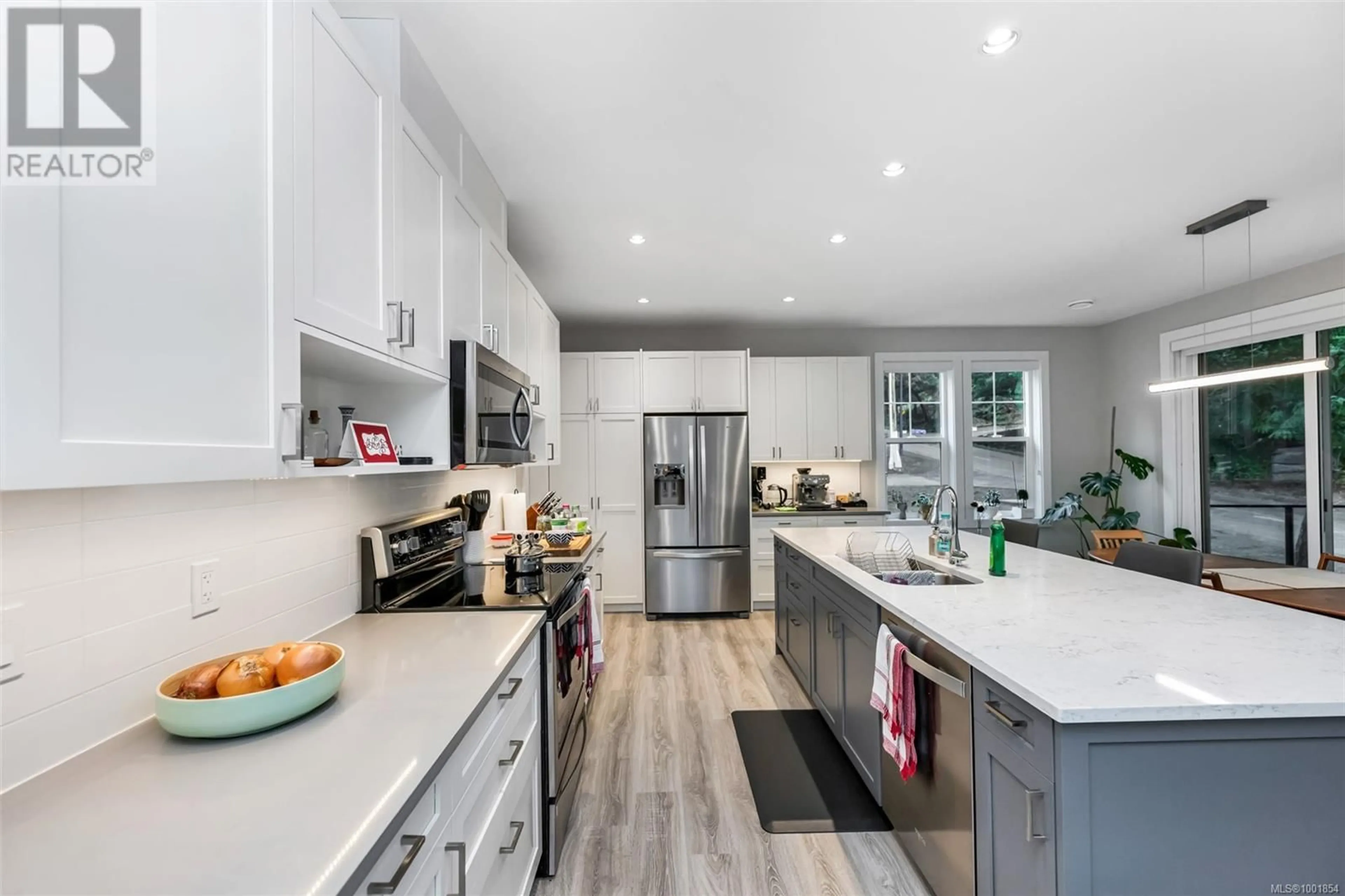 Open concept kitchen, unknown for 3315 WEST OAK PLACE, Langford British Columbia V9C2P2