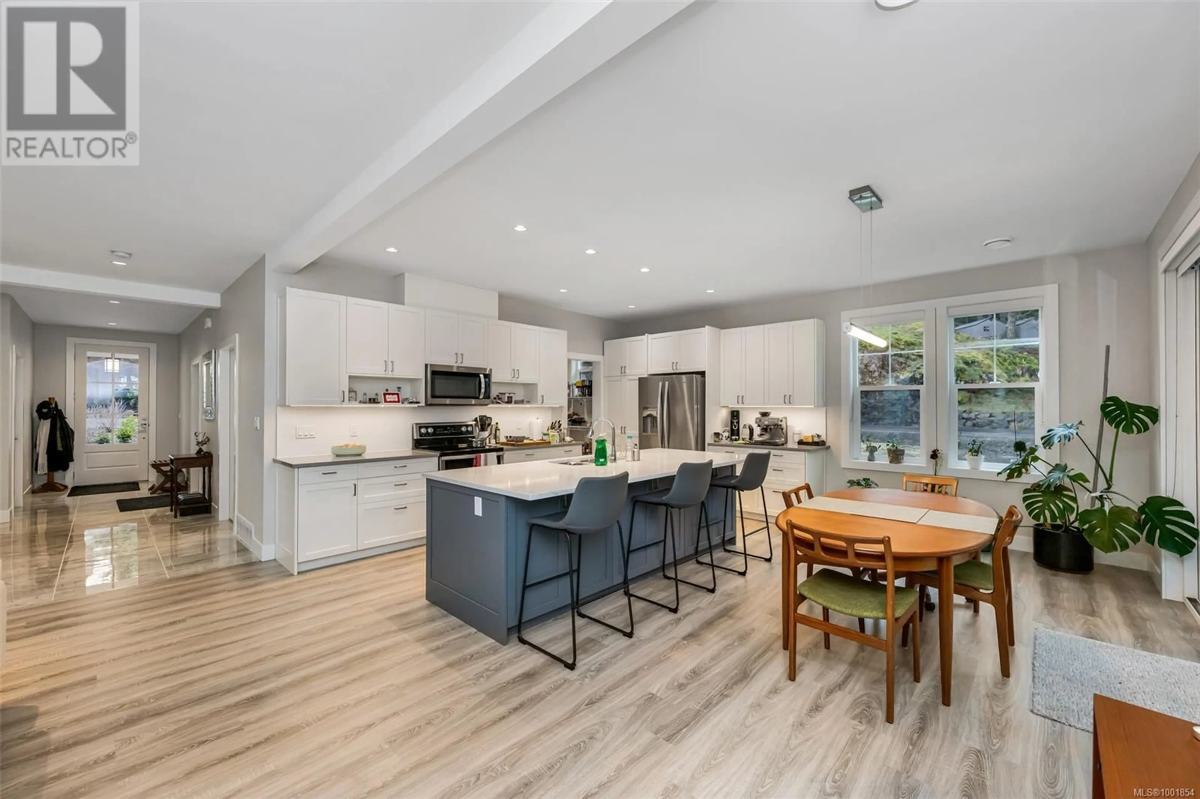 Open concept kitchen, unknown for 3315 WEST OAK PLACE, Langford British Columbia V9C2P2