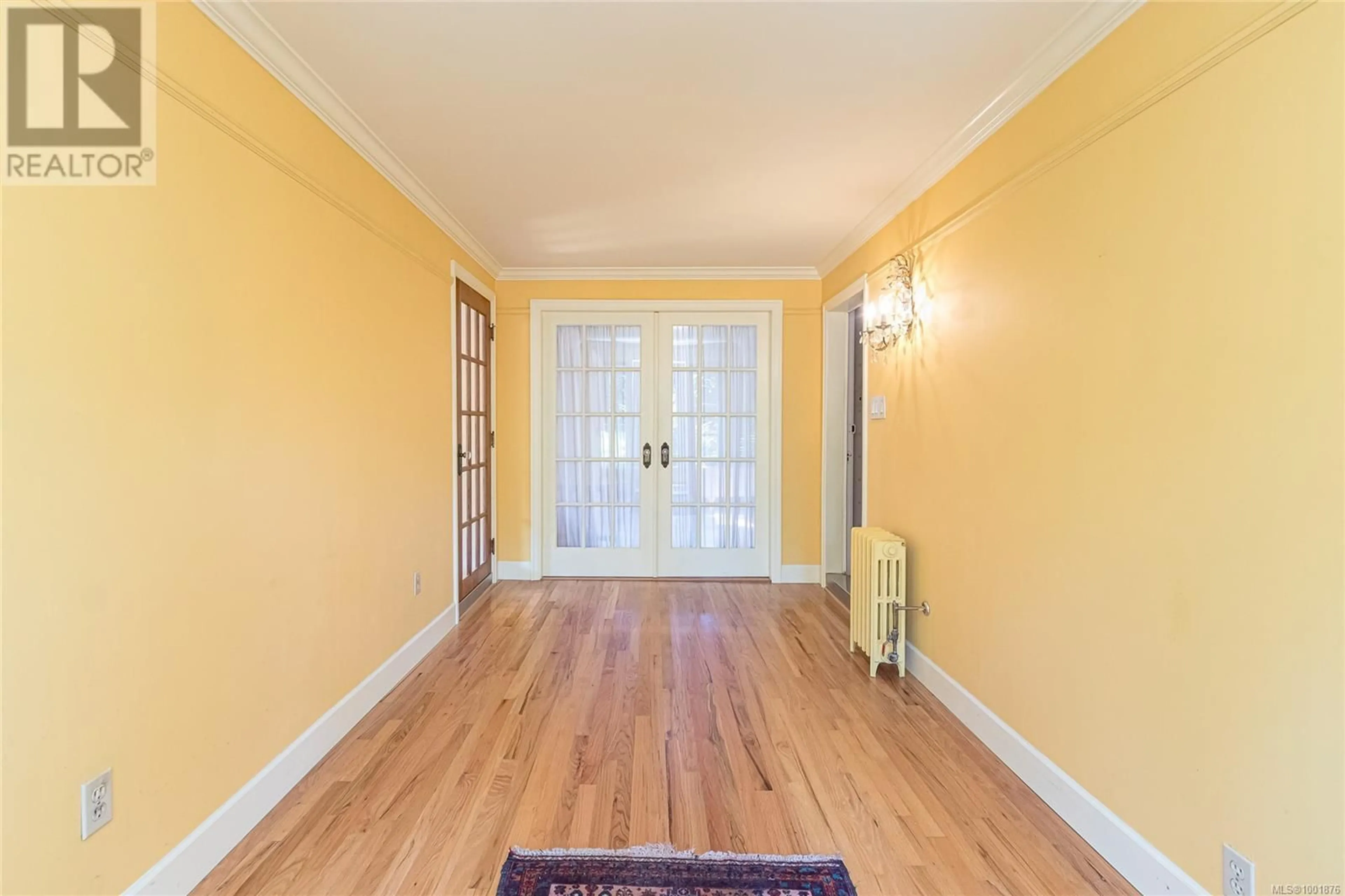 Indoor entryway for 3110 ADMIRALS ROAD, Saanich British Columbia V8Z4M9