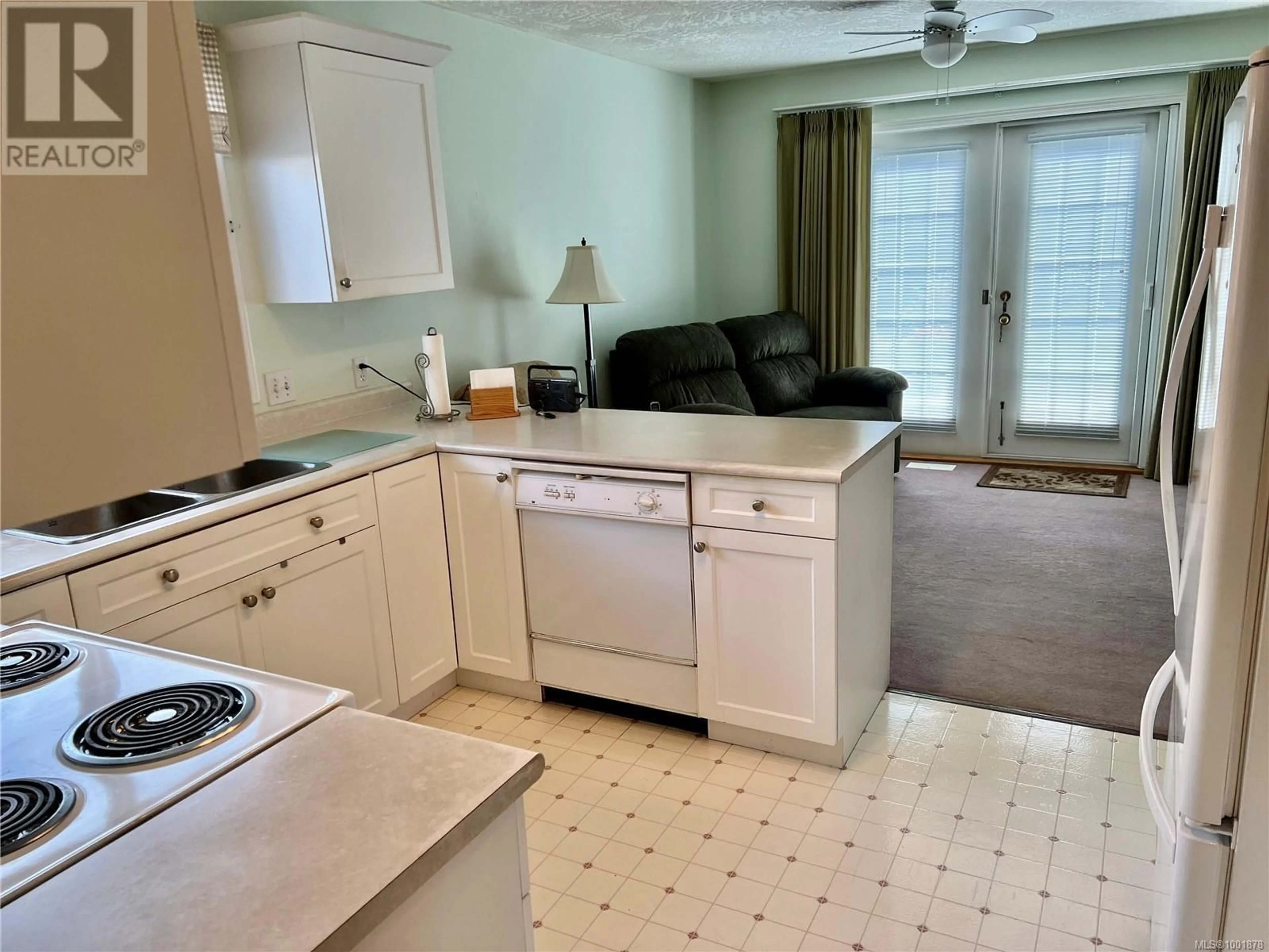 Standard kitchen, unknown for 108 CAMAS LANE, View Royal British Columbia V9A7M2