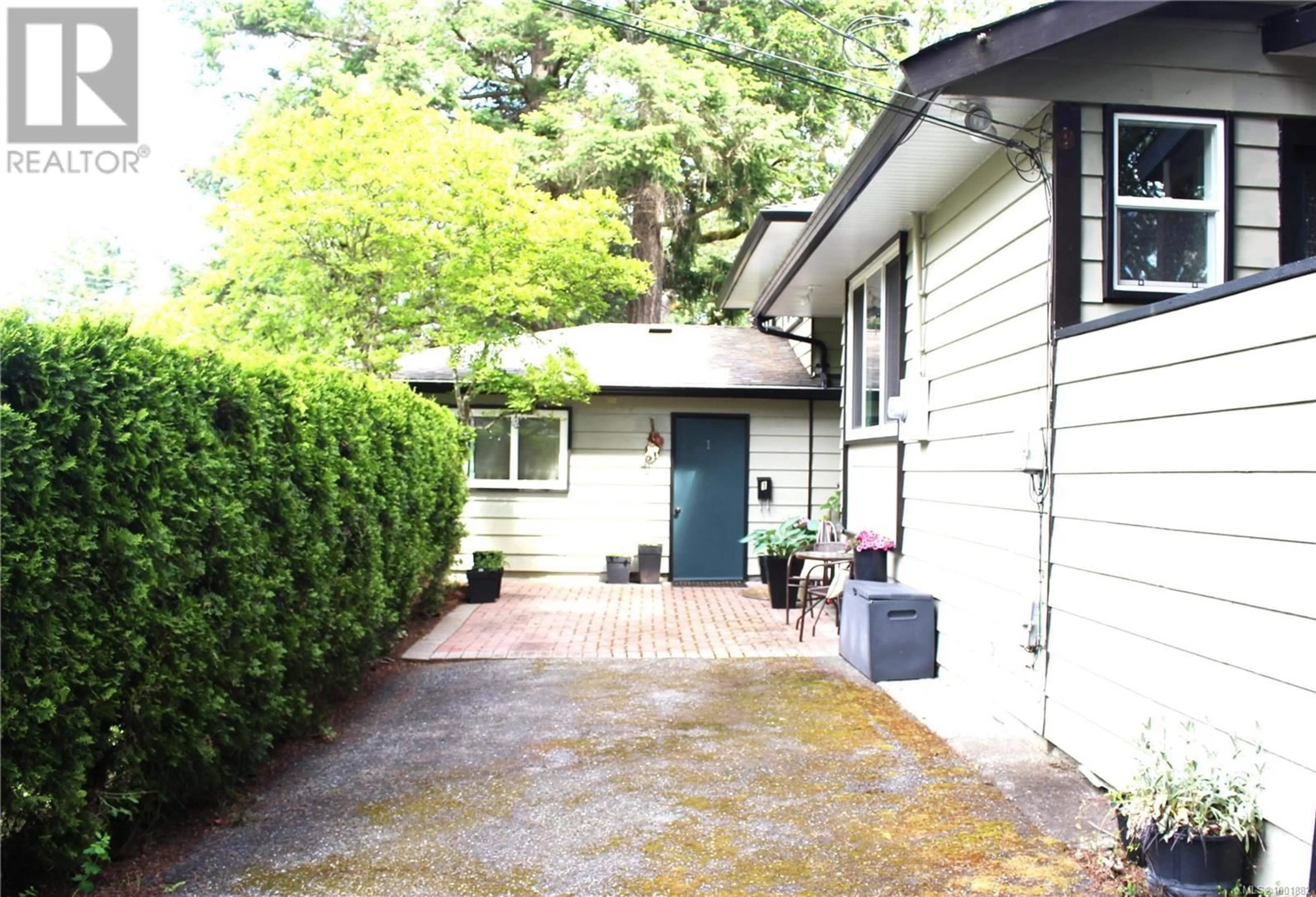 Patio, street for 1291 PERSIMMON PLACE, Saanich British Columbia V8P2H9