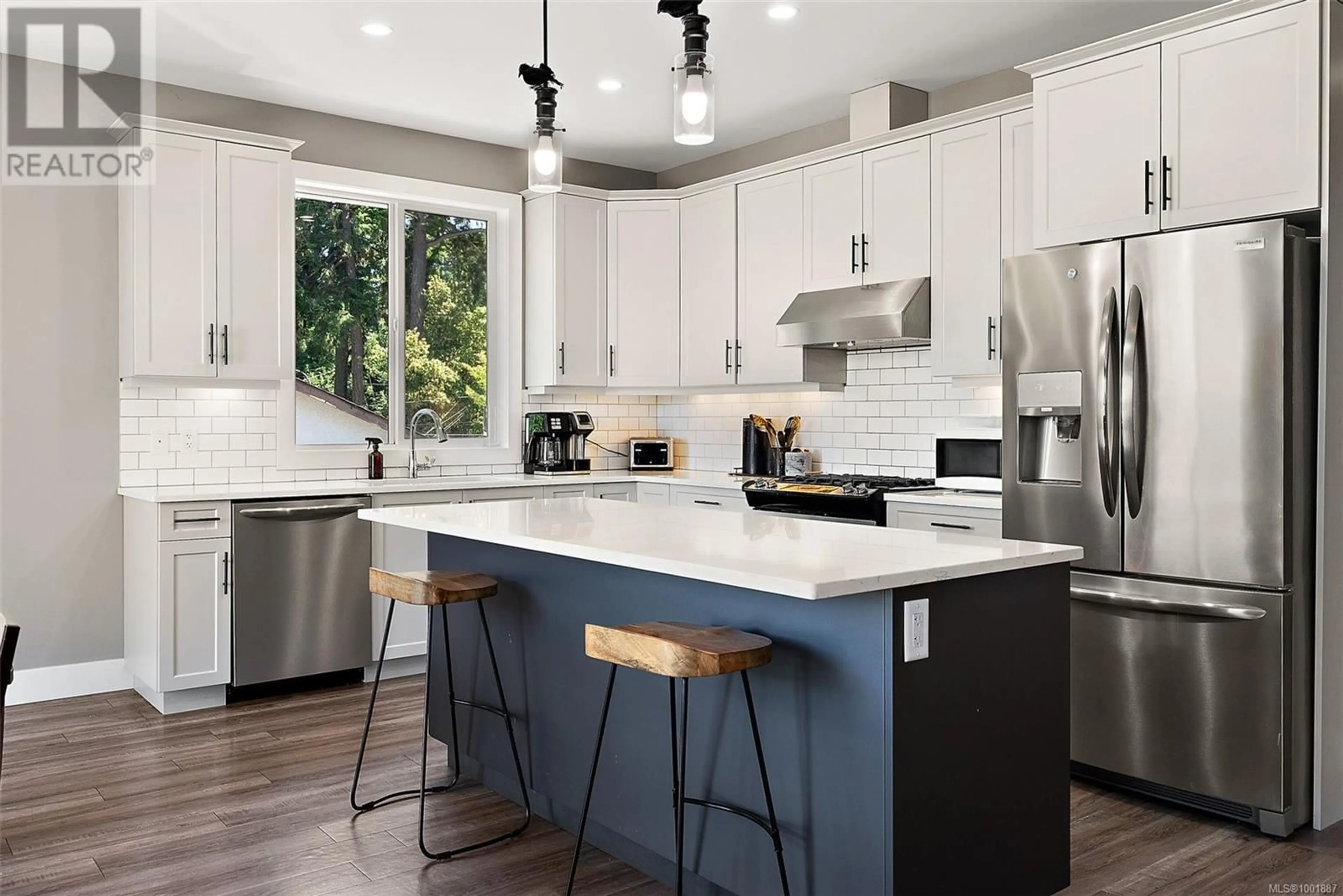 Contemporary kitchen, unknown for 2436 SOOKE ROAD, Colwood British Columbia V9B1X5