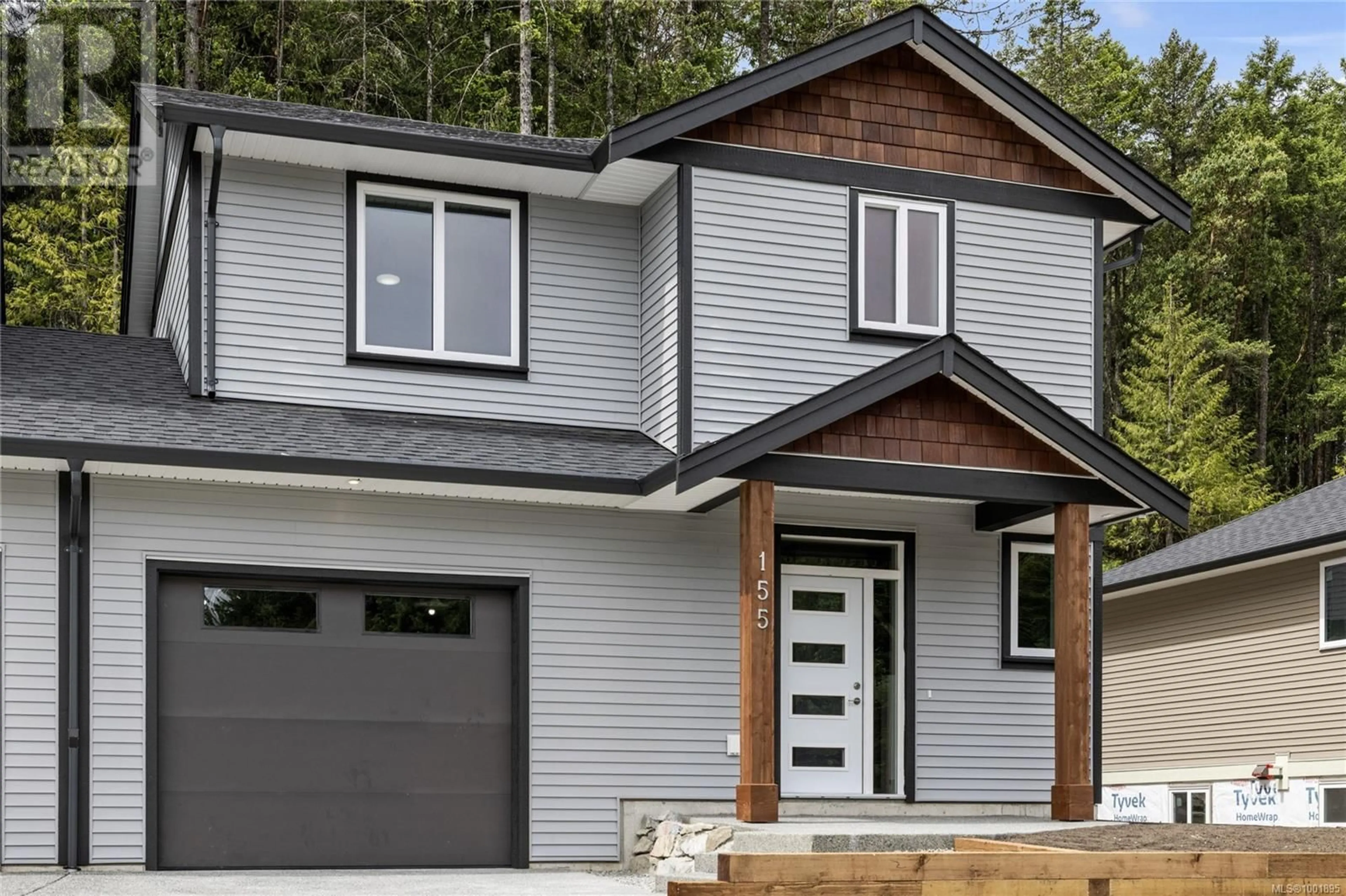 Home with vinyl exterior material, street for 155 HUNTER WAY, Ladysmith British Columbia V9G1N4
