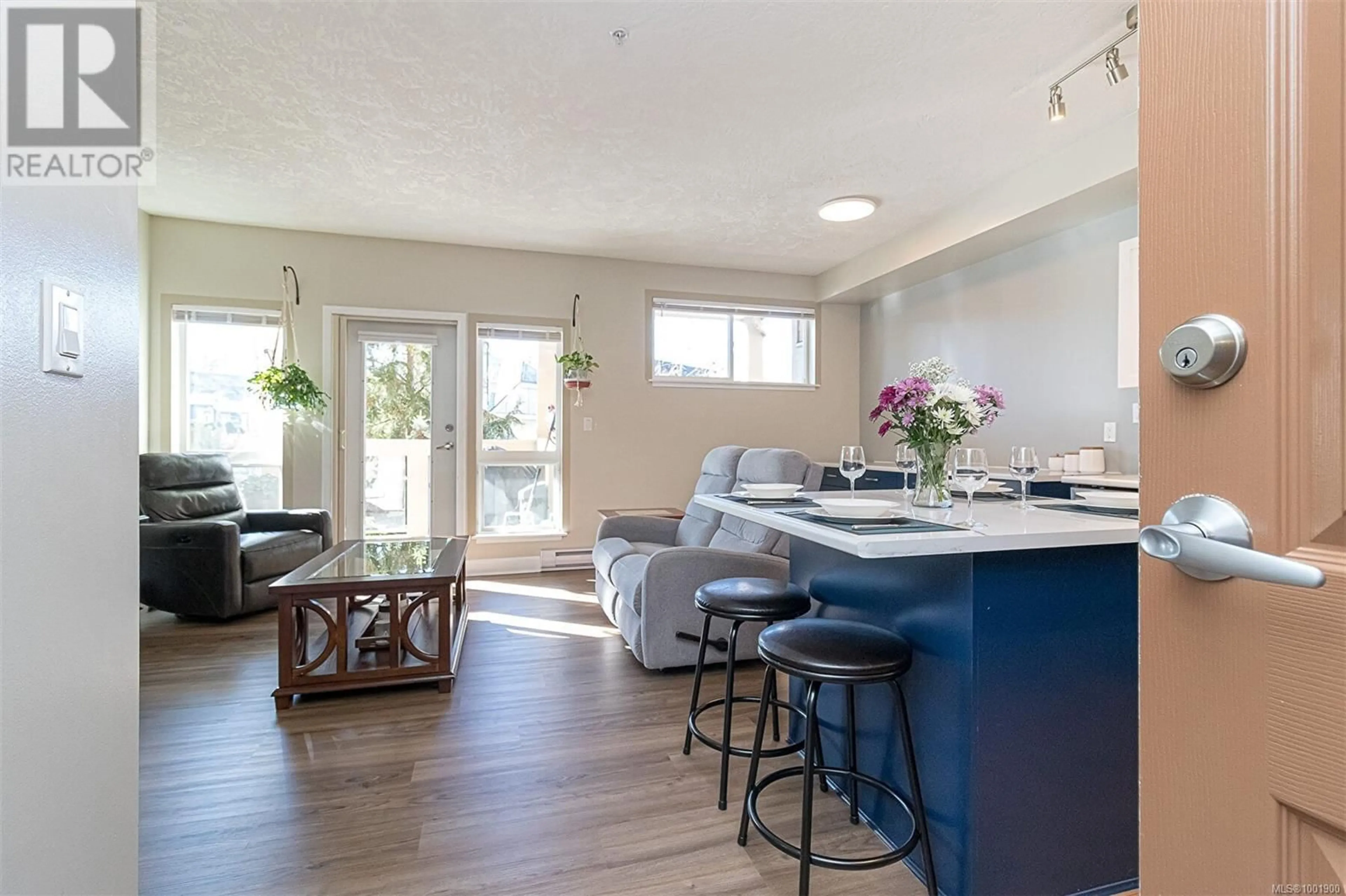 Open concept kitchen, unknown for 203 - 1156 COLVILLE ROAD, Esquimalt British Columbia V9A4P7