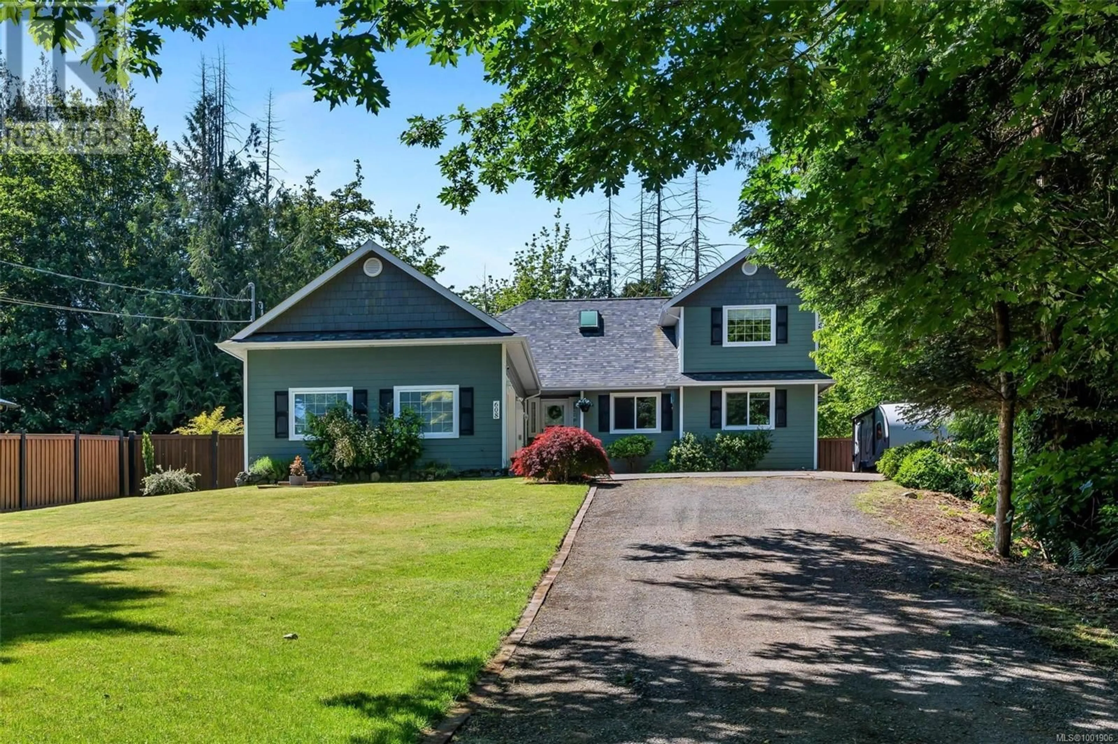 A pic from outside/outdoor area/front of a property/back of a property/a pic from drone, street for 608 NOOWICK ROAD, Mill Bay British Columbia V0R2P4