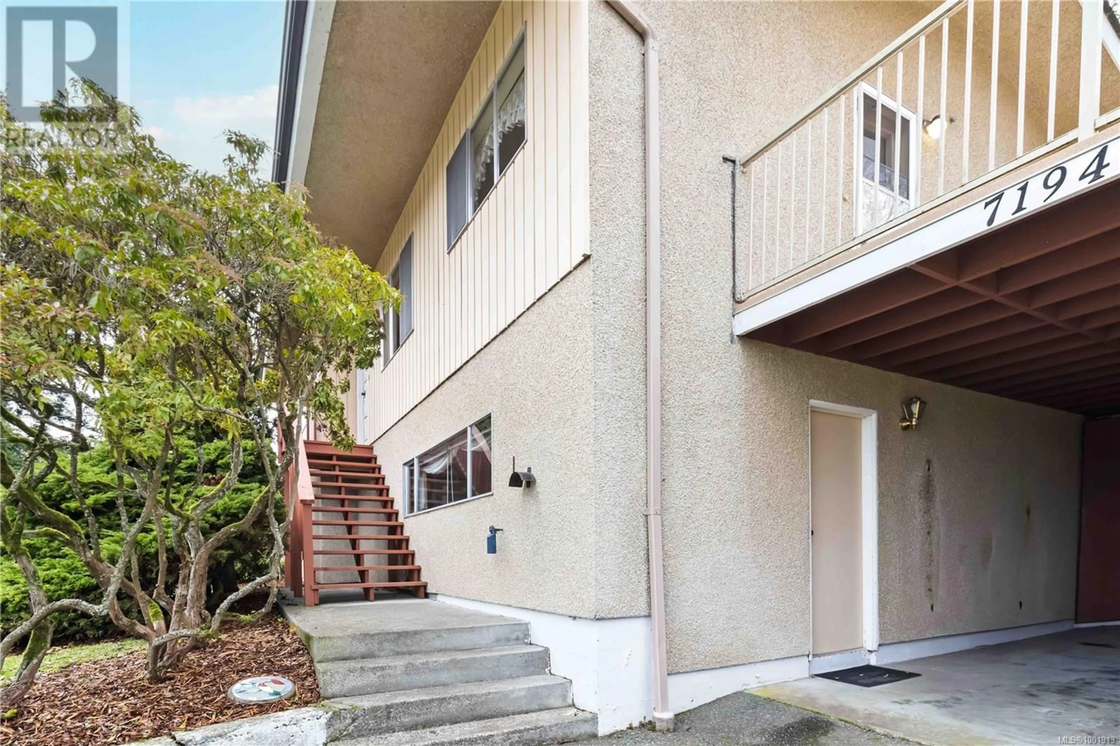 Unknown for 7194 VEYANESS ROAD, Central Saanich British Columbia V8M1M2