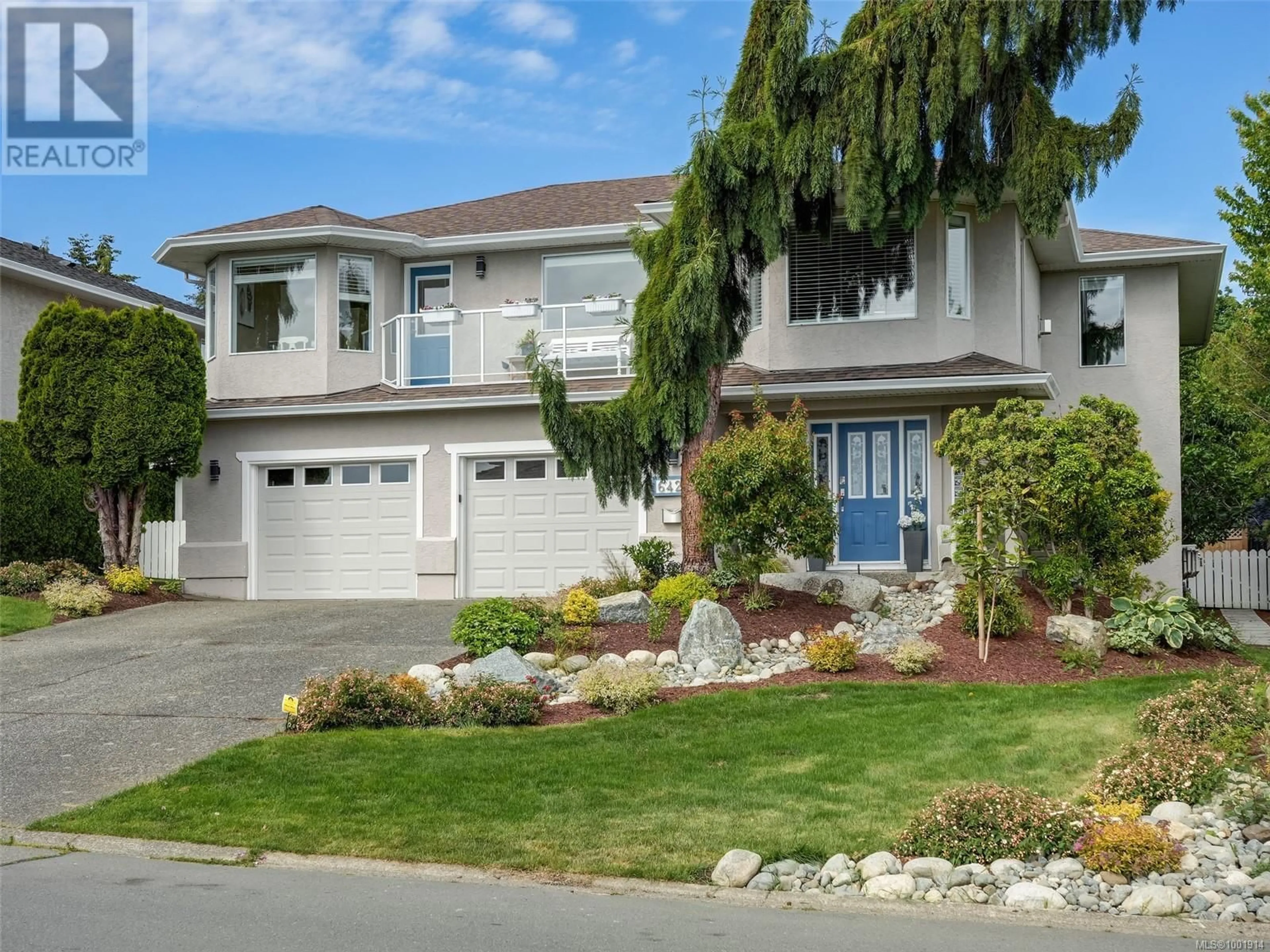 Home with vinyl exterior material, street for 6428 BELLA VISTA DRIVE, Central Saanich British Columbia V8Z7G6