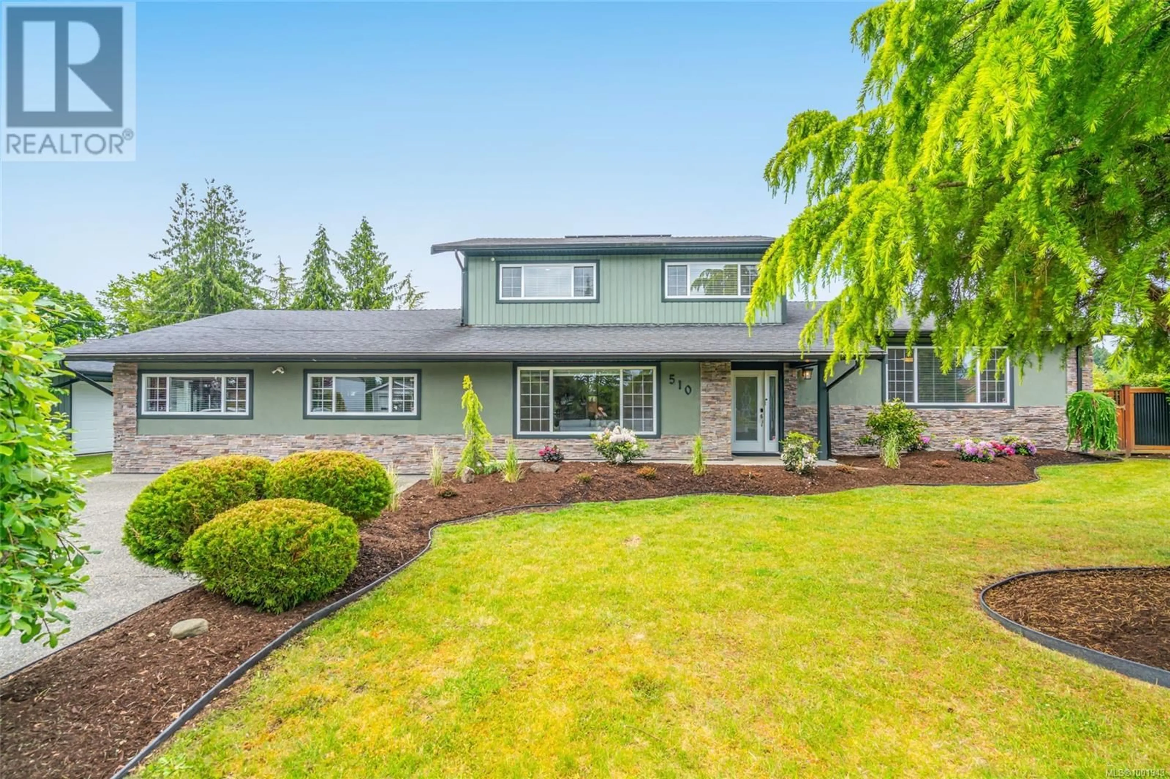 Home with vinyl exterior material, unknown for 510 HARNISH AVENUE, Parksville British Columbia V9P2H1