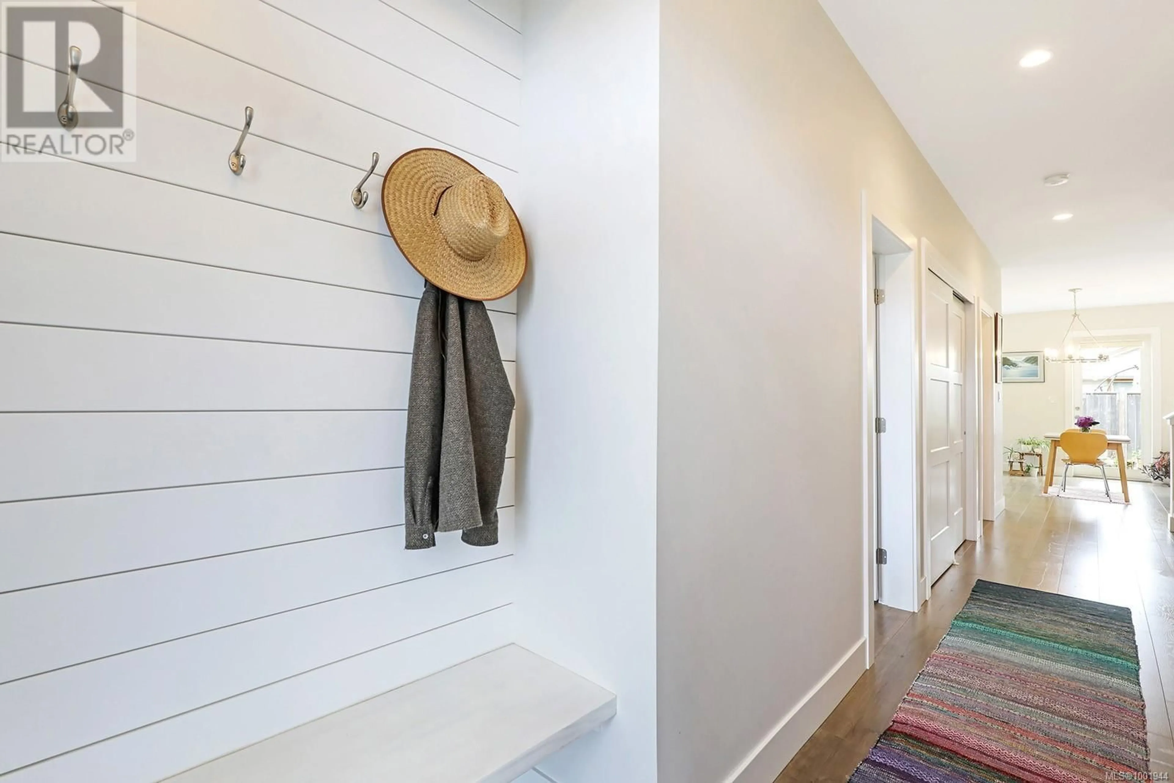 Indoor entryway for 79 - 2607 KENDAL AVENUE, Cumberland British Columbia V0R1S0