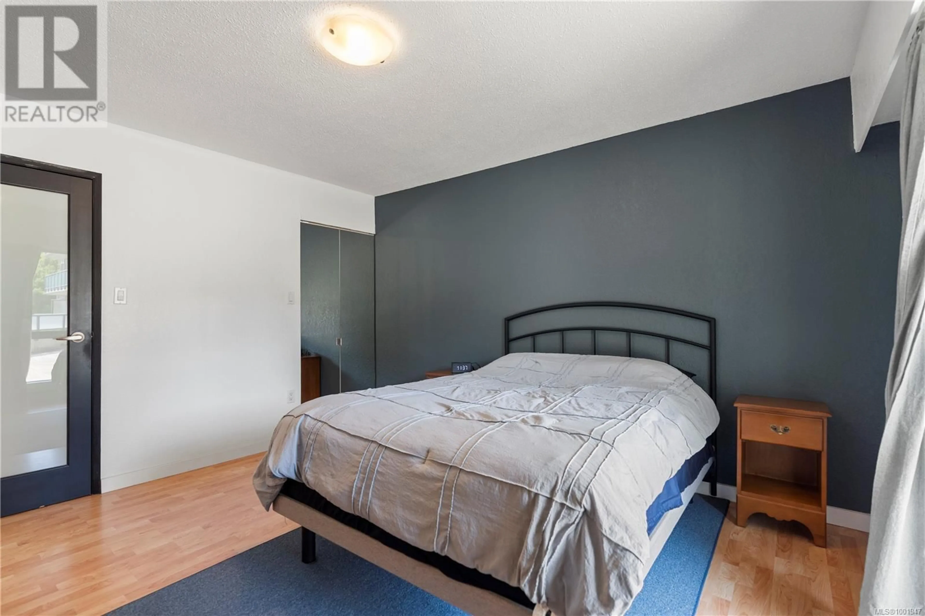 Bedroom with bed, unknown for 213 - 1545 PANDORA AVENUE, Victoria British Columbia V8R6R1
