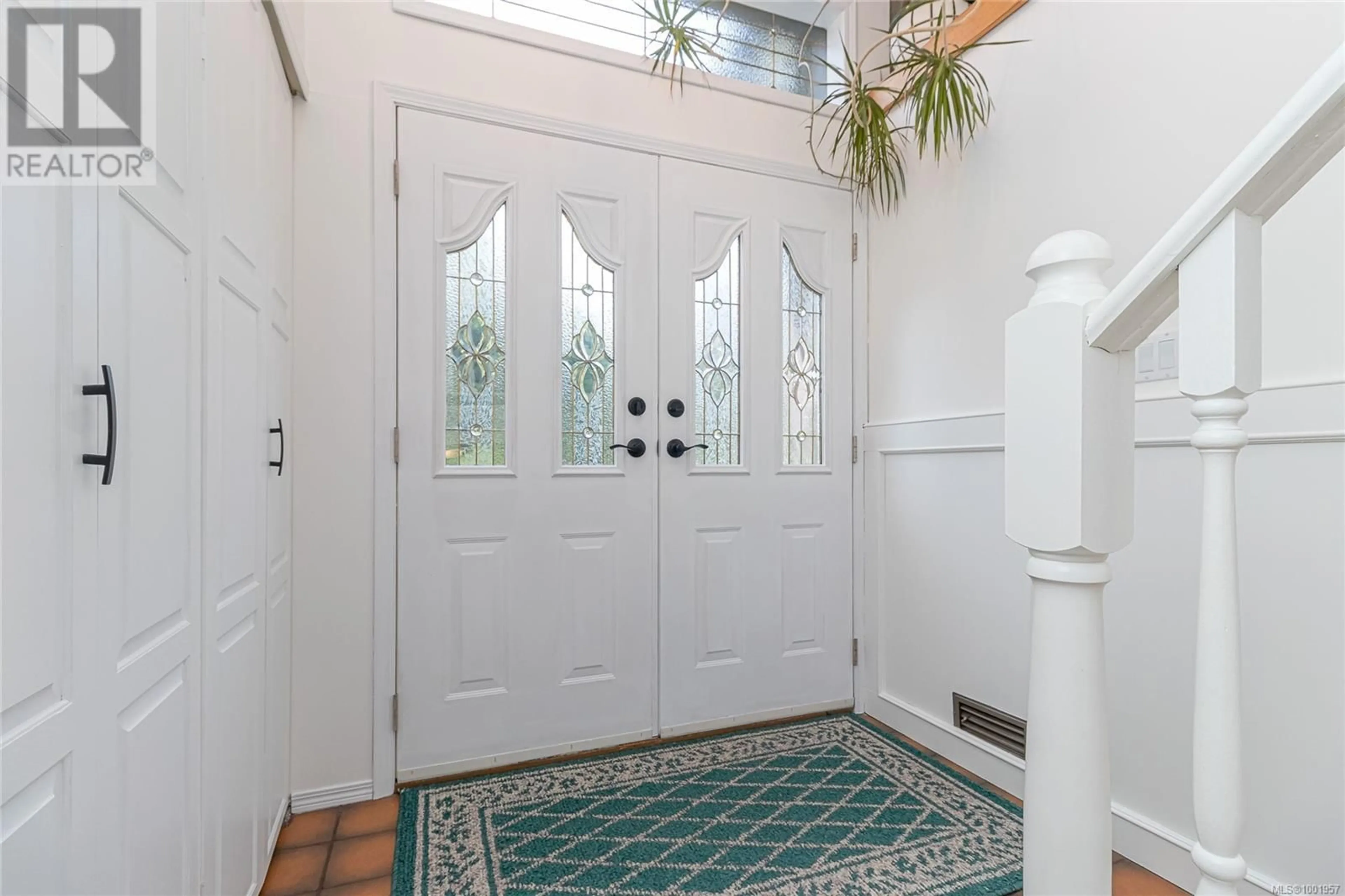 Indoor entryway for 6627 LAKES ROAD, Duncan British Columbia V9L5V9