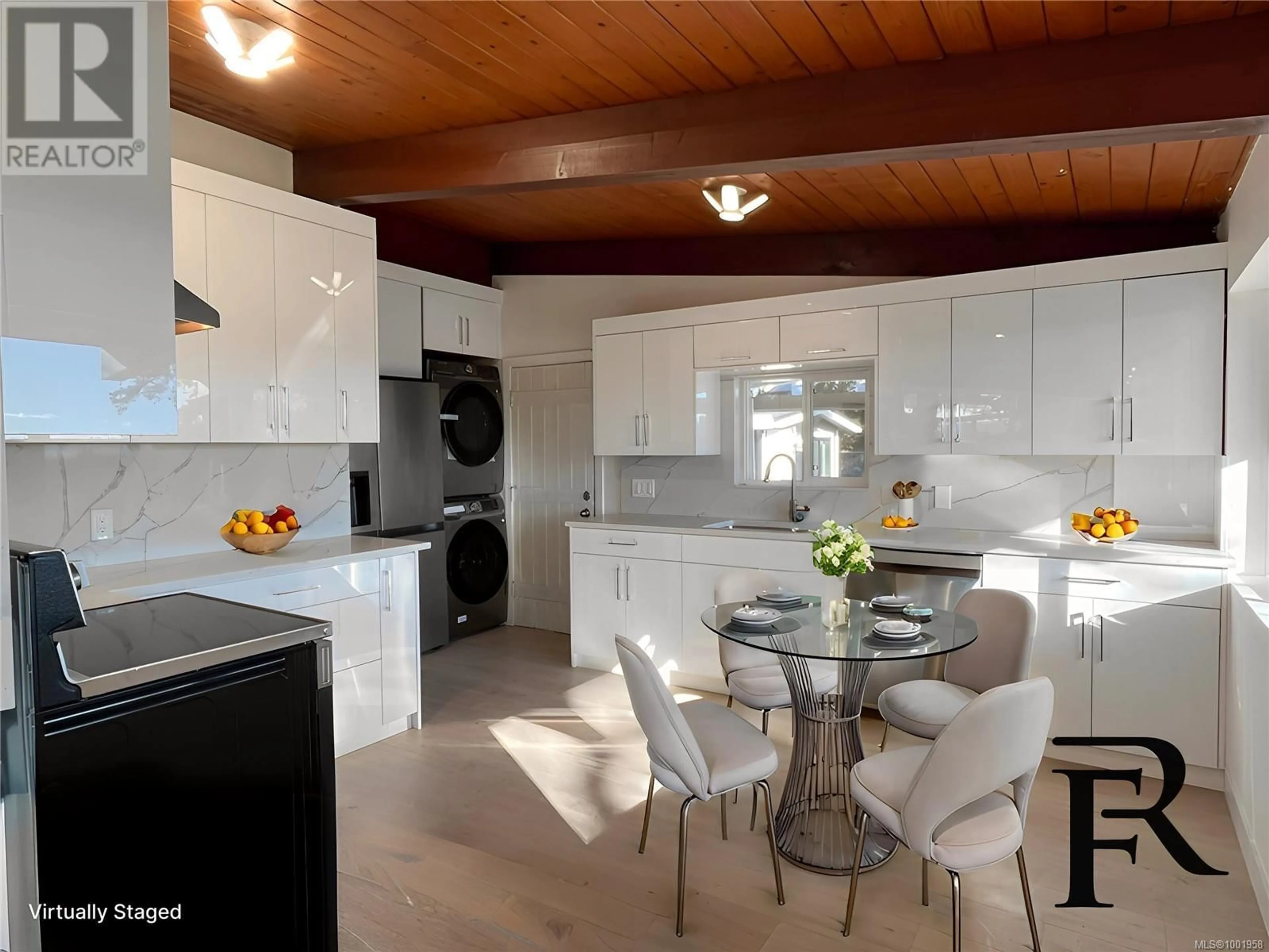 Open concept kitchen, unknown for 107 ISLAND HIGHWAY, View Royal British Columbia V9B1G1