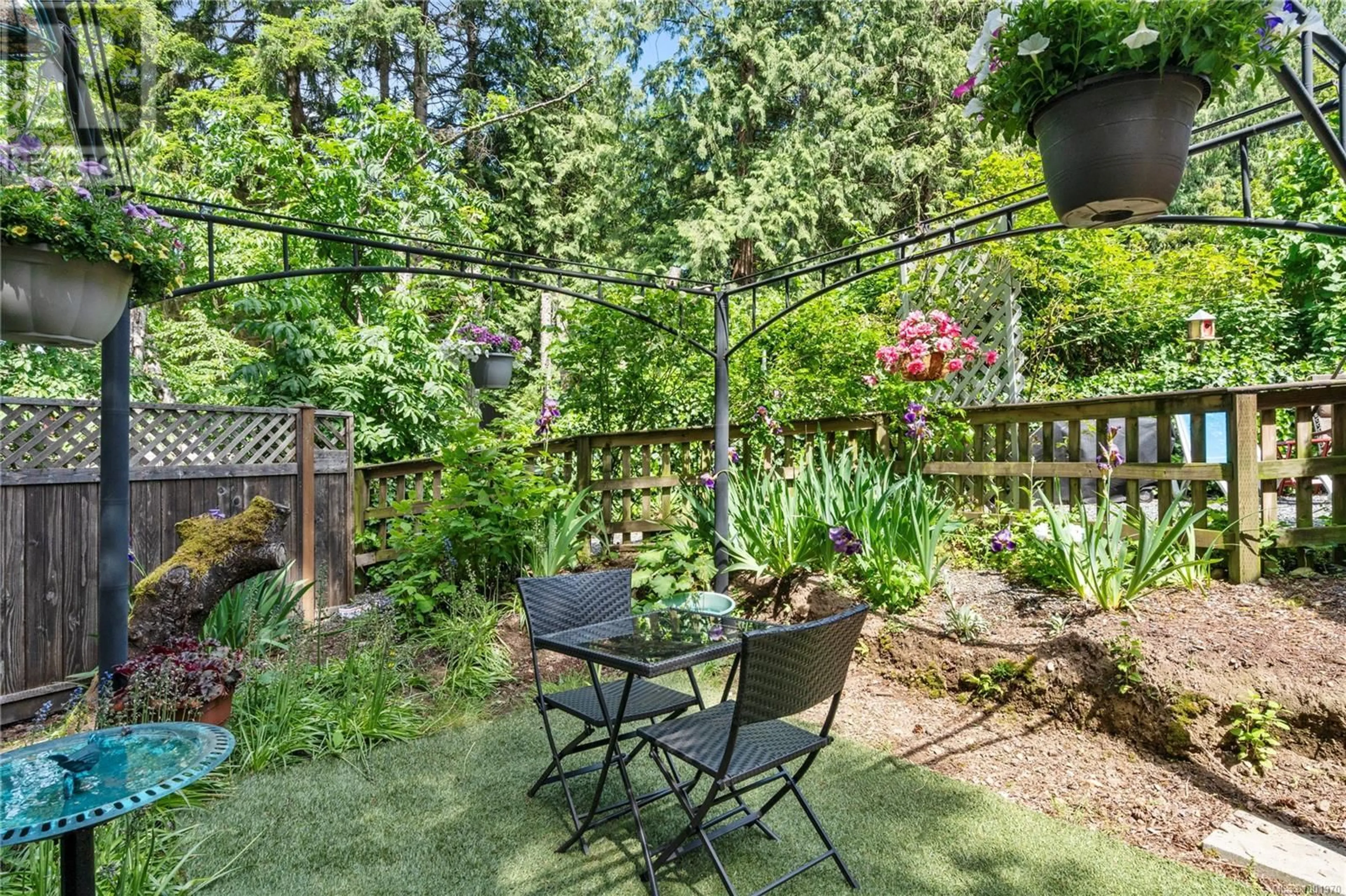Patio, unknown for 103 - 5854 TURNER ROAD, Nanaimo British Columbia V9T2N6