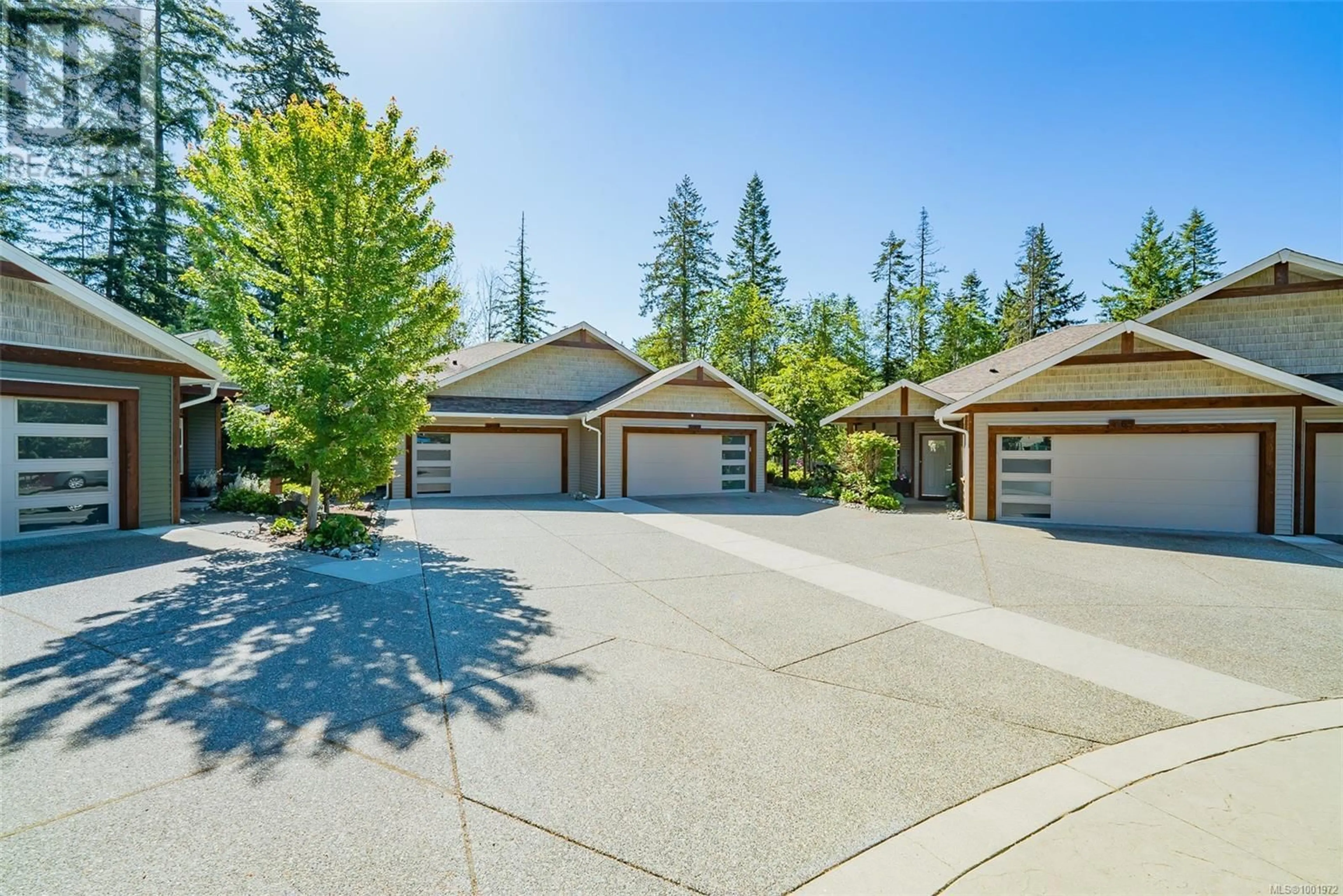 A pic from outside/outdoor area/front of a property/back of a property/a pic from drone, street for 4169 EMERALD WOODS PLACE, Nanaimo British Columbia V9T0K6