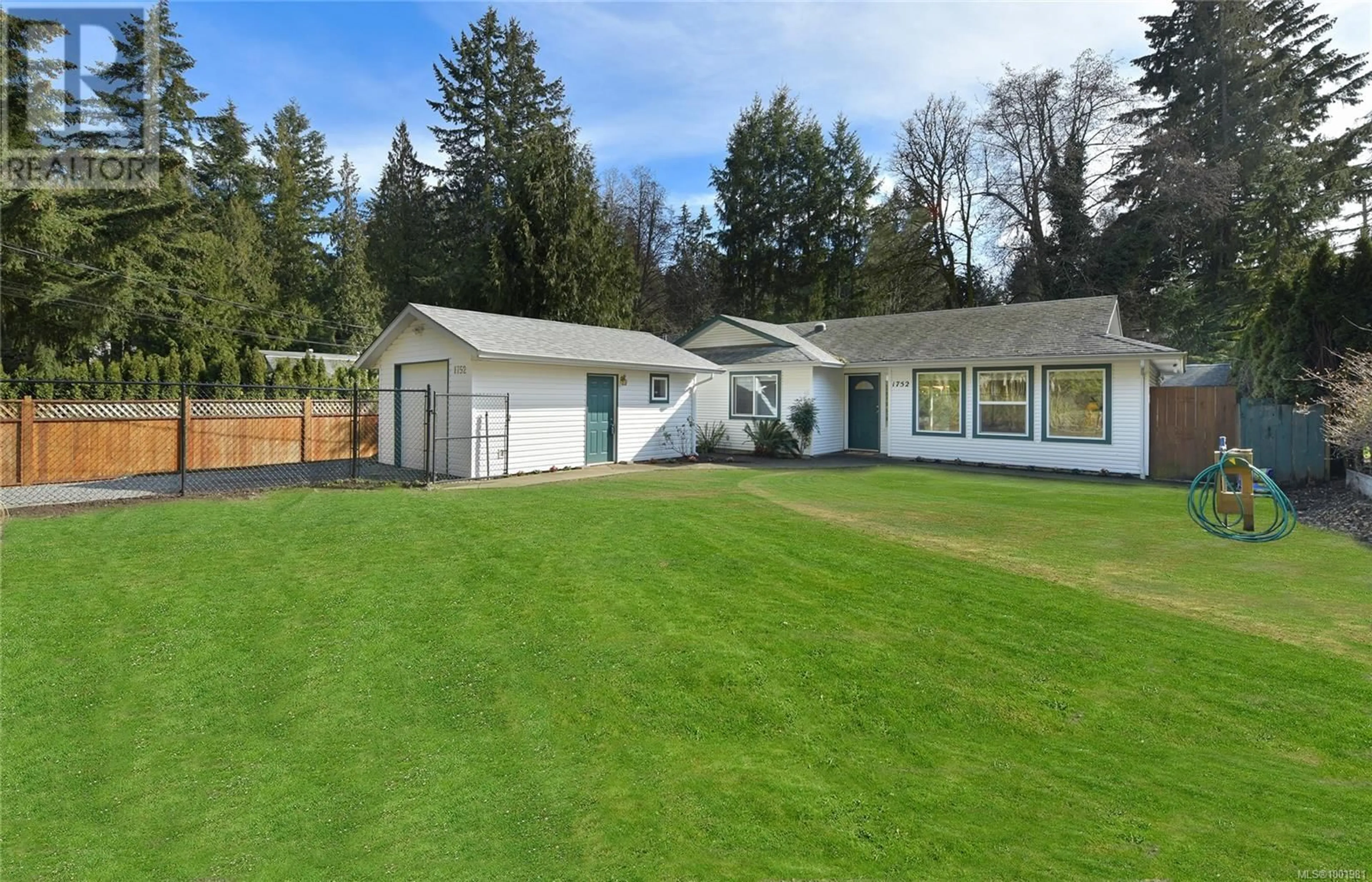 A pic from outside/outdoor area/front of a property/back of a property/a pic from drone, mountain view for 1752 KALMAR ROAD, Shawnigan Lake British Columbia V0R2W0