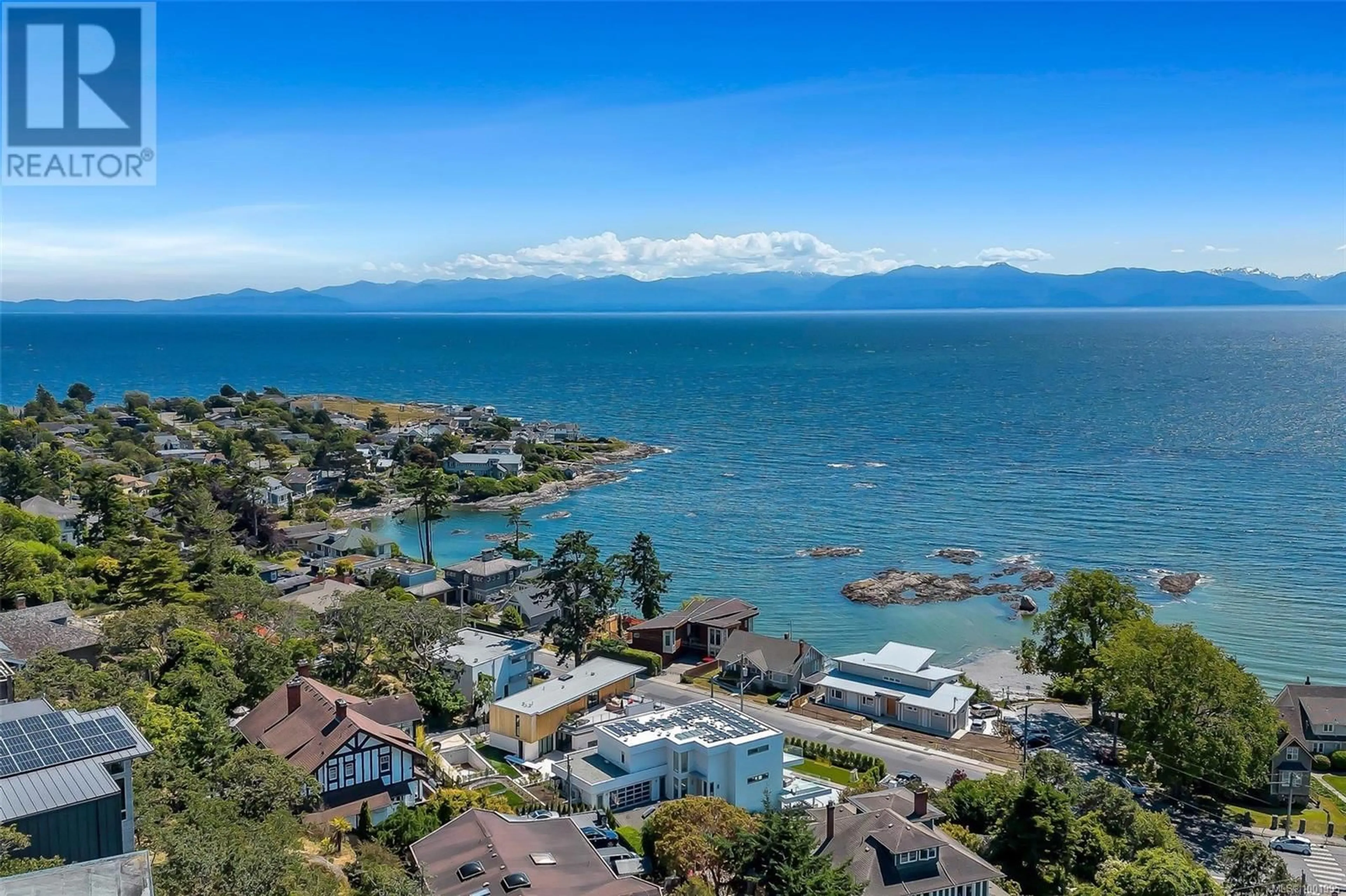 A pic from outside/outdoor area/front of a property/back of a property/a pic from drone, water/lake/river/ocean view for 1926 CRESCENT ROAD, Oak Bay British Columbia V8S2H1