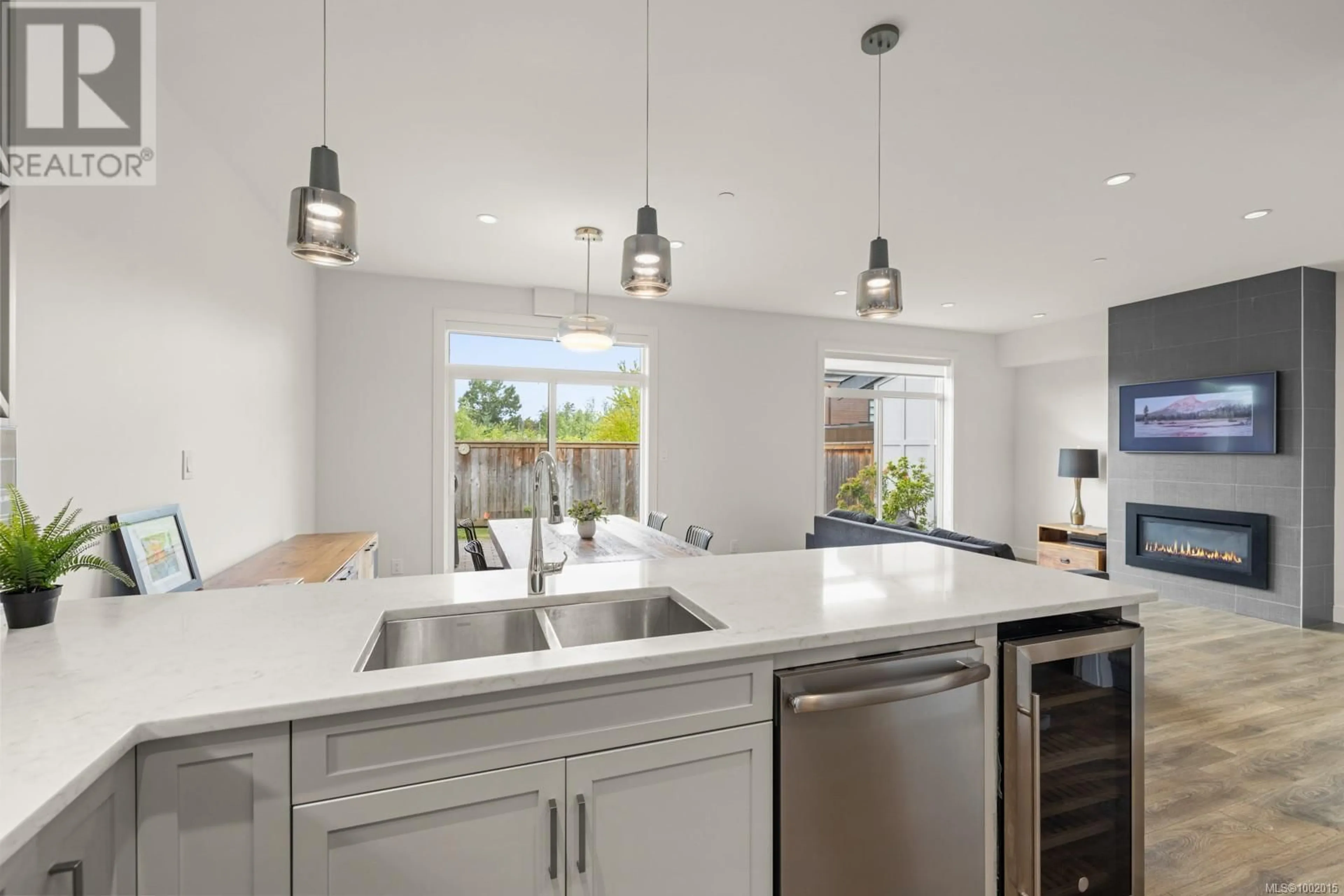 Contemporary kitchen, ceramic/tile floor for 7 AVANTI PLACE, View Royal British Columbia V8Z0E9