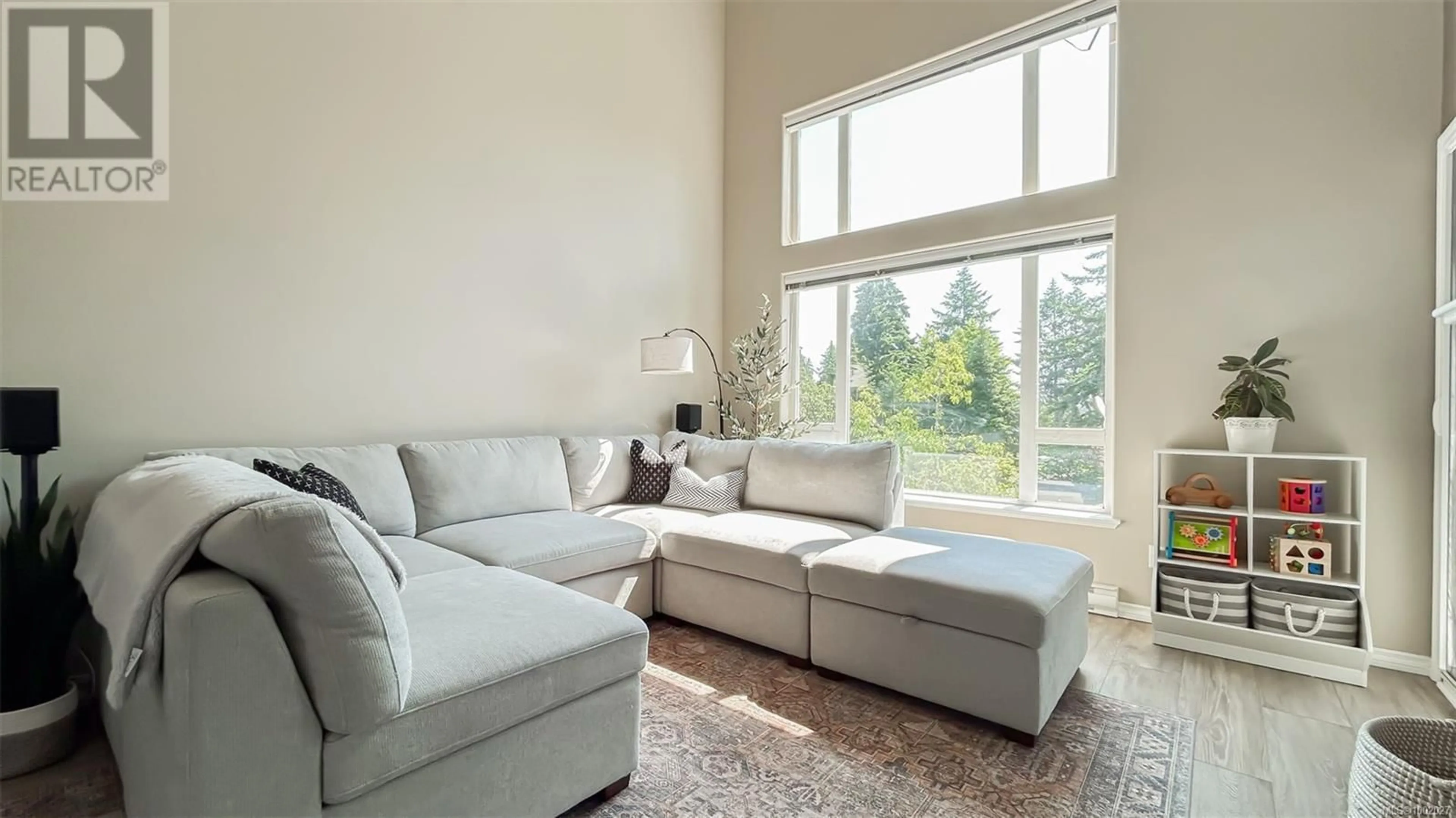 Living room with furniture, unknown for 403 - 2823 JACKLIN ROAD, Langford British Columbia V9B3Y1
