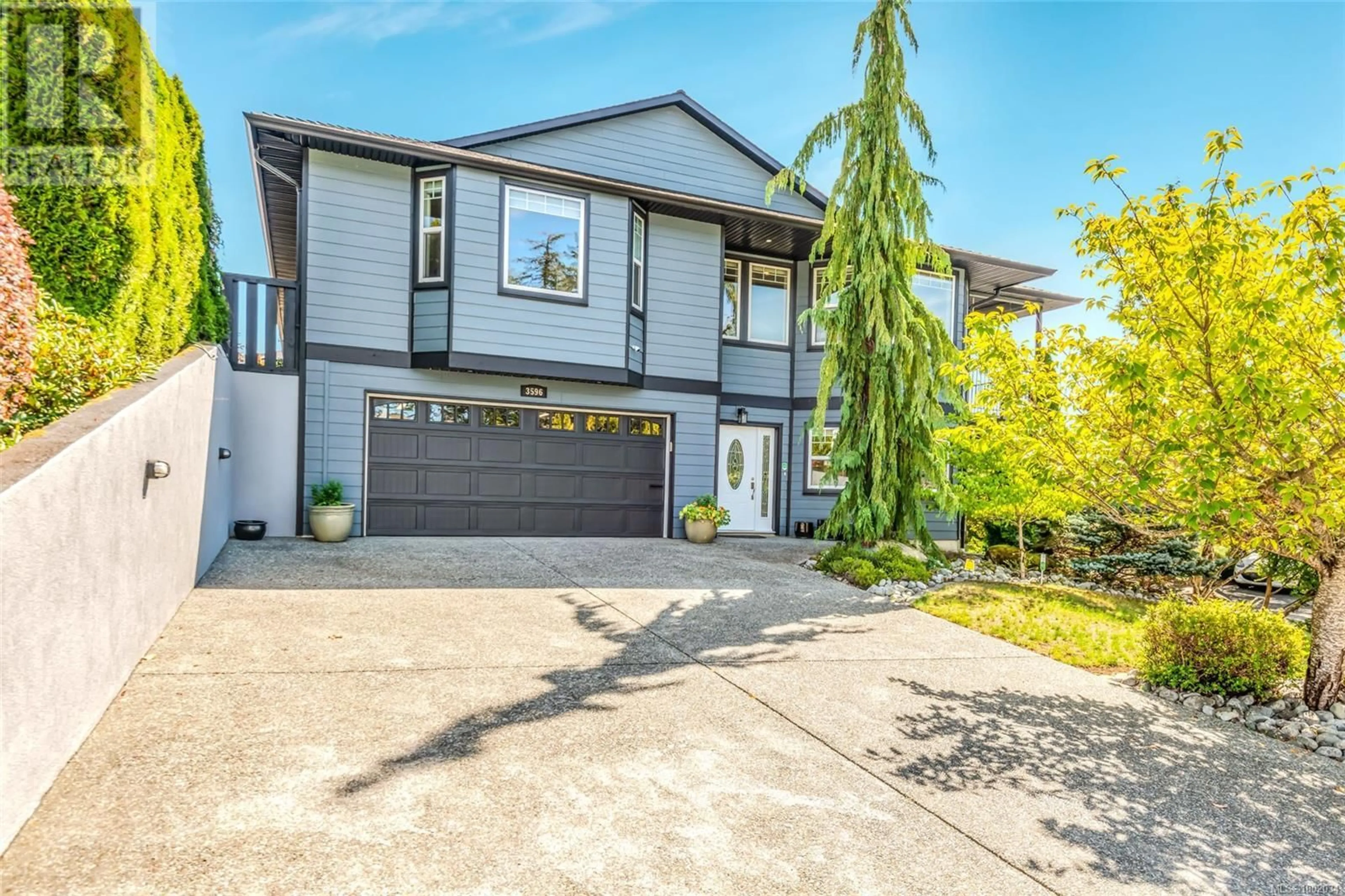Home with vinyl exterior material, street for 3596 HUFF DRIVE, Port Alberni British Columbia V9Y8B3