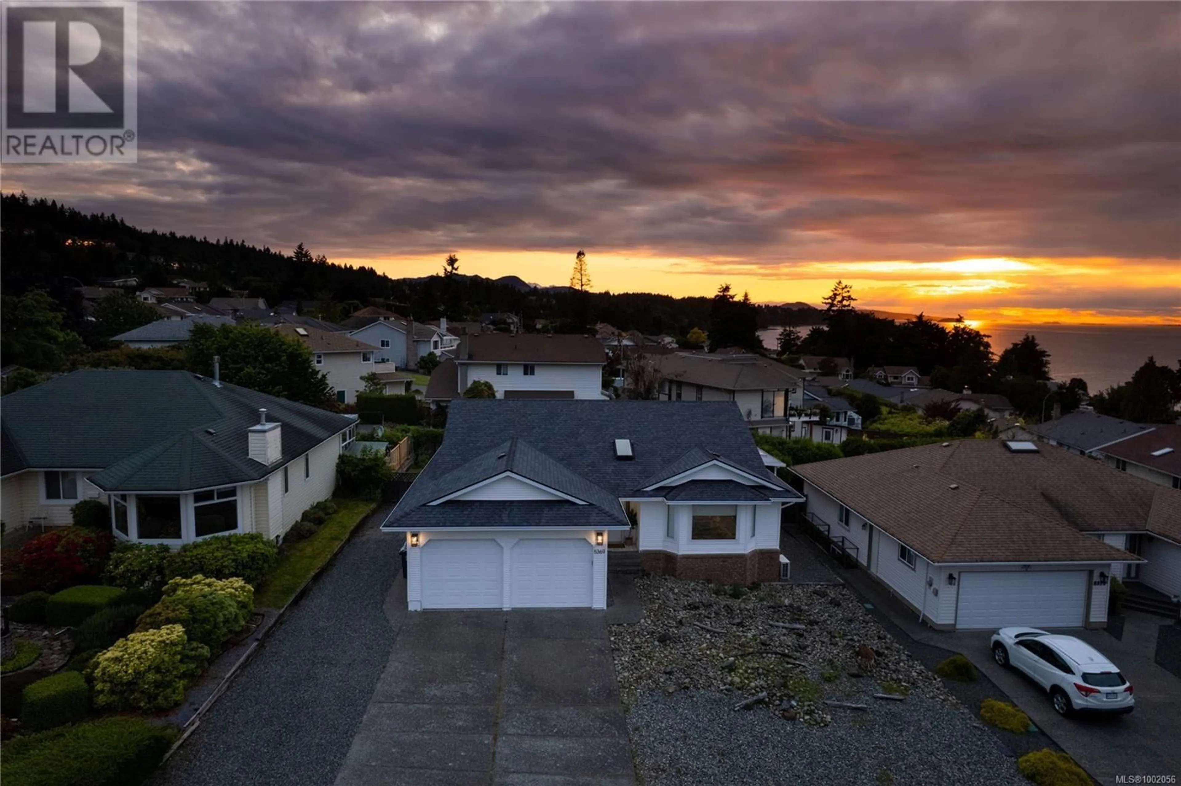 A pic from outside/outdoor area/front of a property/back of a property/a pic from drone, street for 5369 WILLIAMSON ROAD, Nanaimo British Columbia V9V1J9