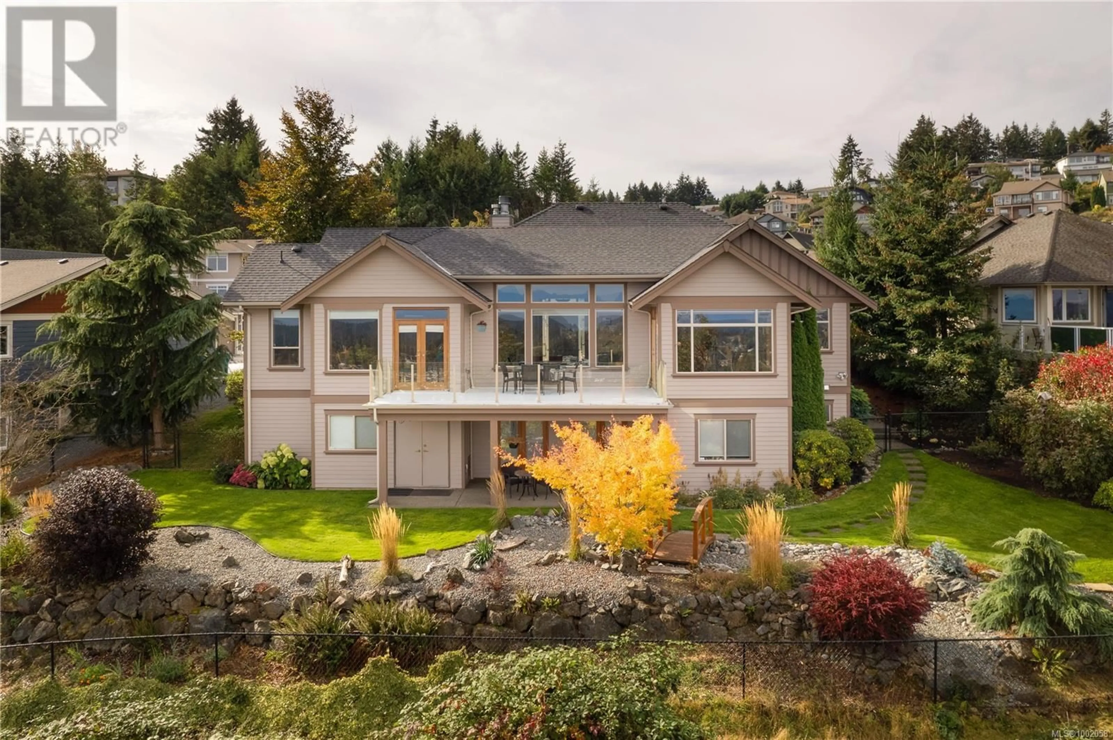 Home with vinyl exterior material, water/lake/river/ocean view for 1067 ROXBORO PLACE, Nanaimo British Columbia V9R7C2