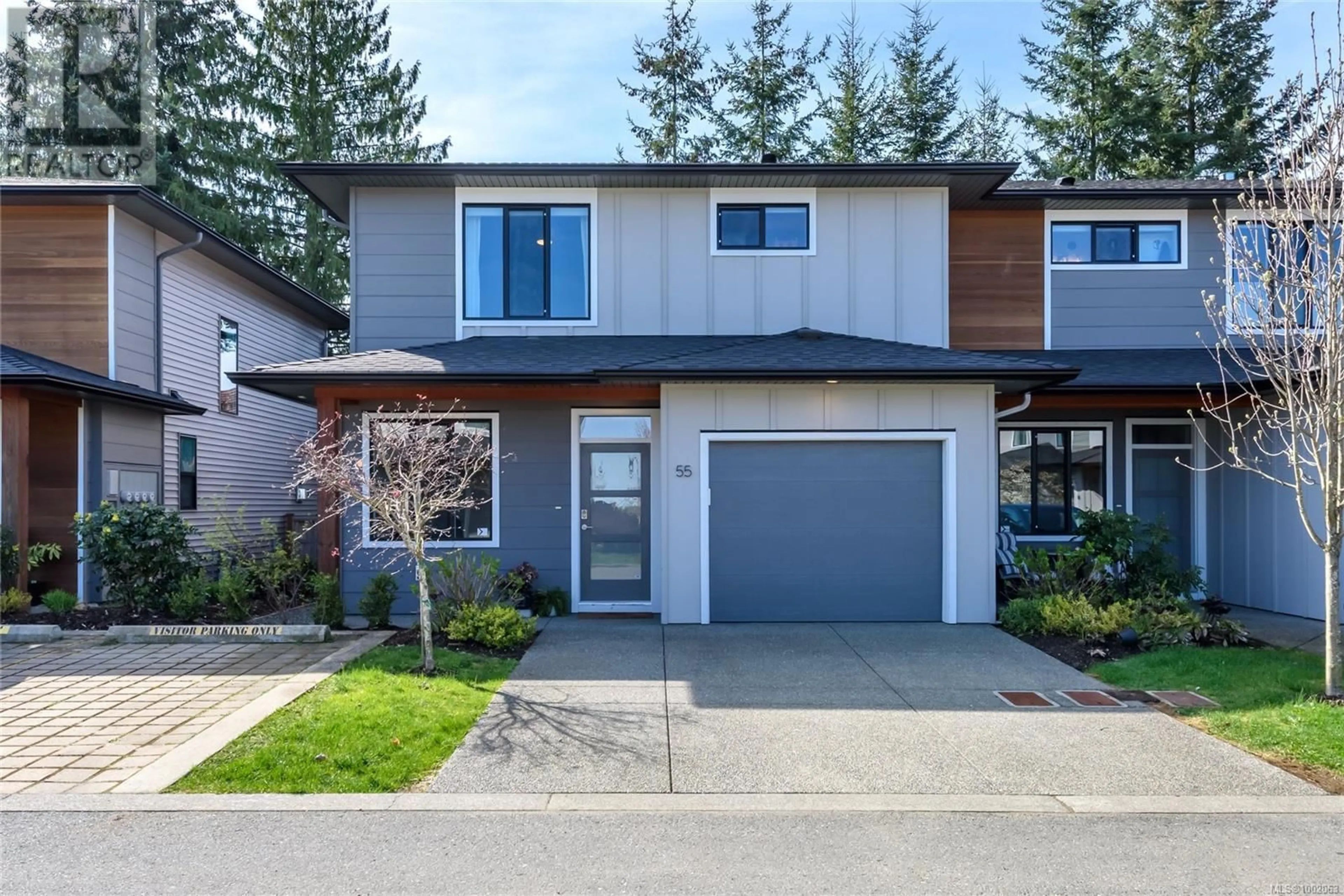 Home with vinyl exterior material, street for 55 - 2607 KENDAL AVENUE, Cumberland British Columbia V0R1S0