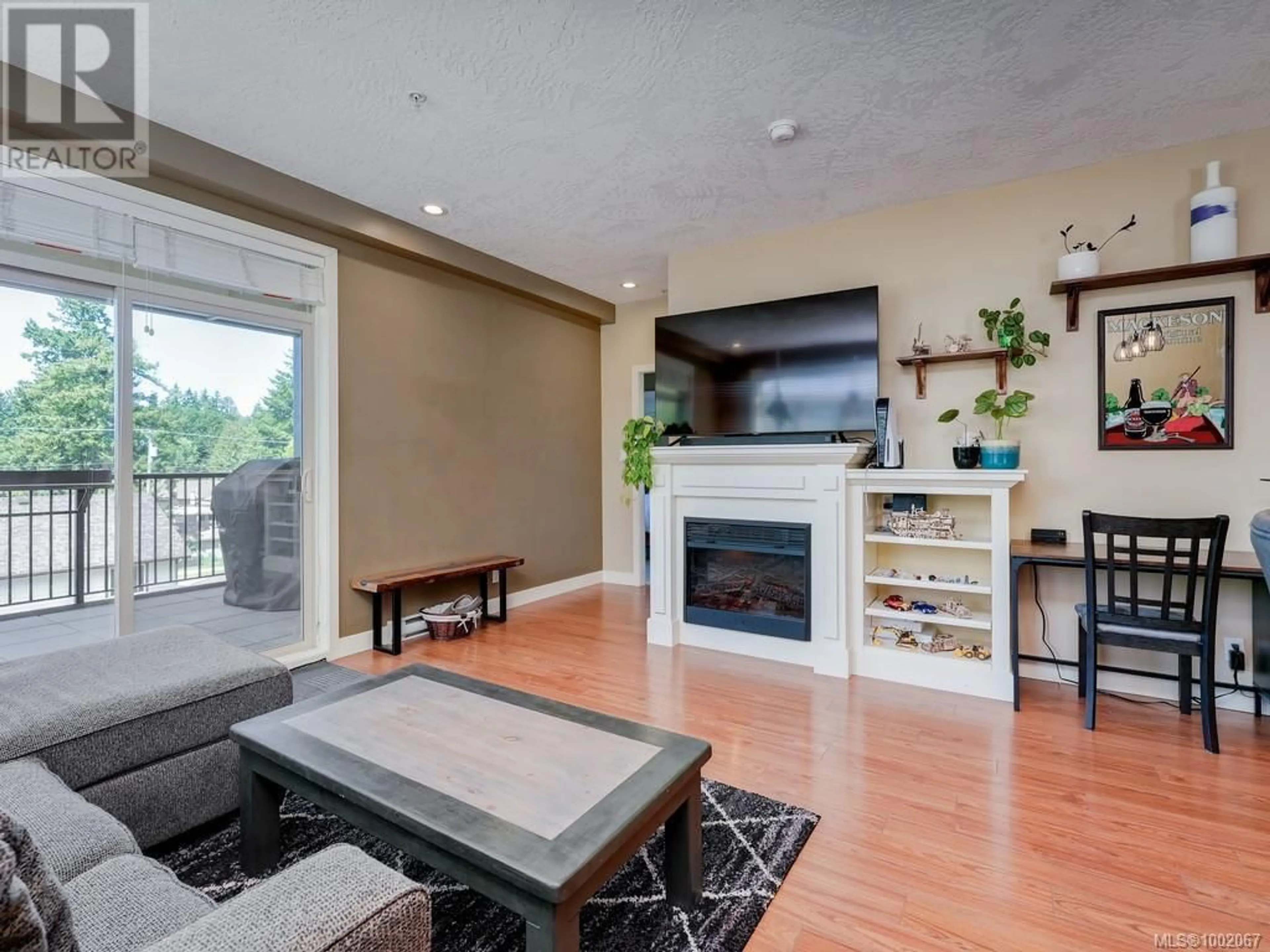 Living room with furniture, unknown for 310 - 623 TREANOR AVENUE, Langford British Columbia V9B0B1