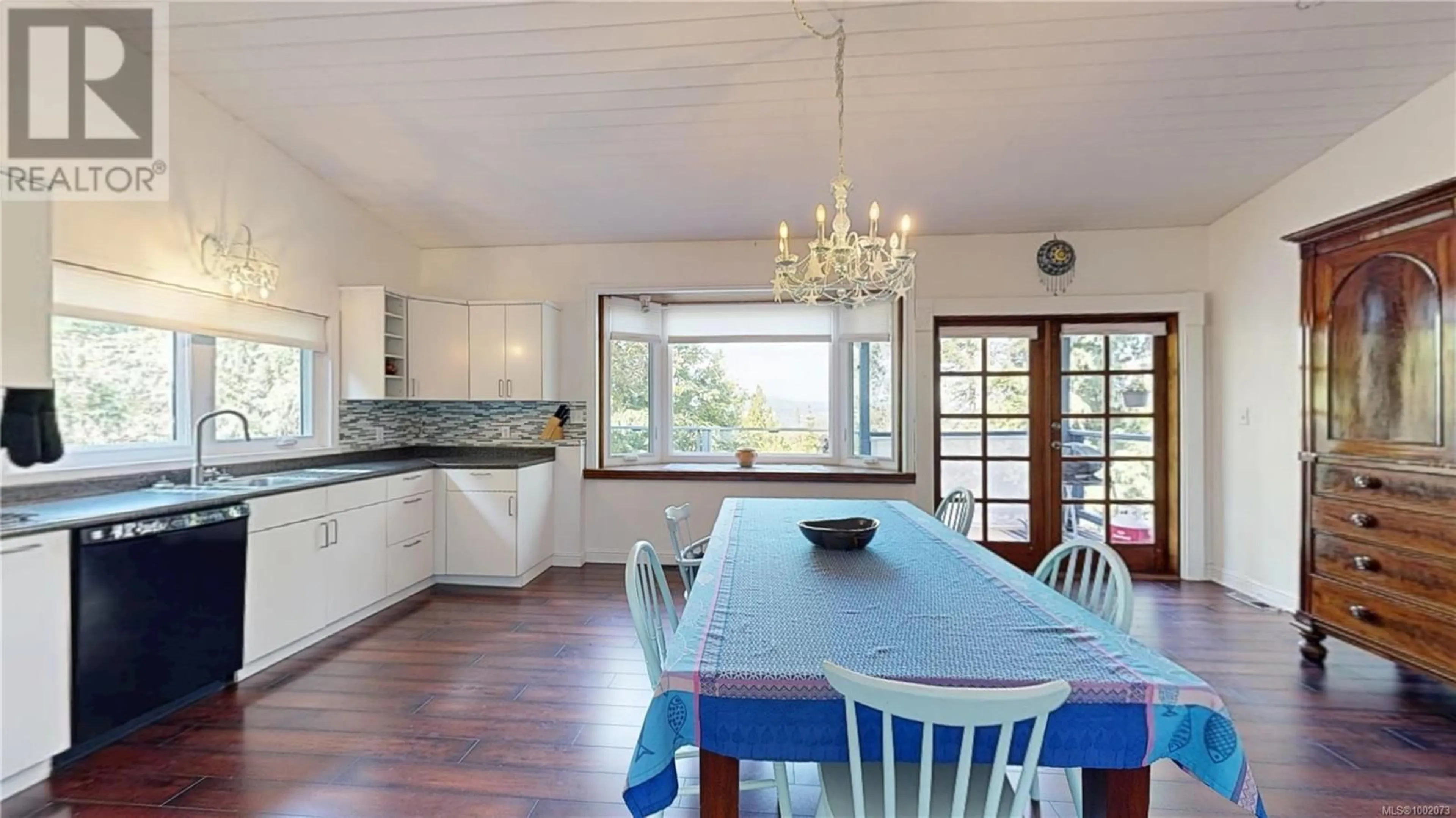 Open concept kitchen, unknown for 1105 PAT BURNS AVENUE, Gabriola Island British Columbia V0R1X2