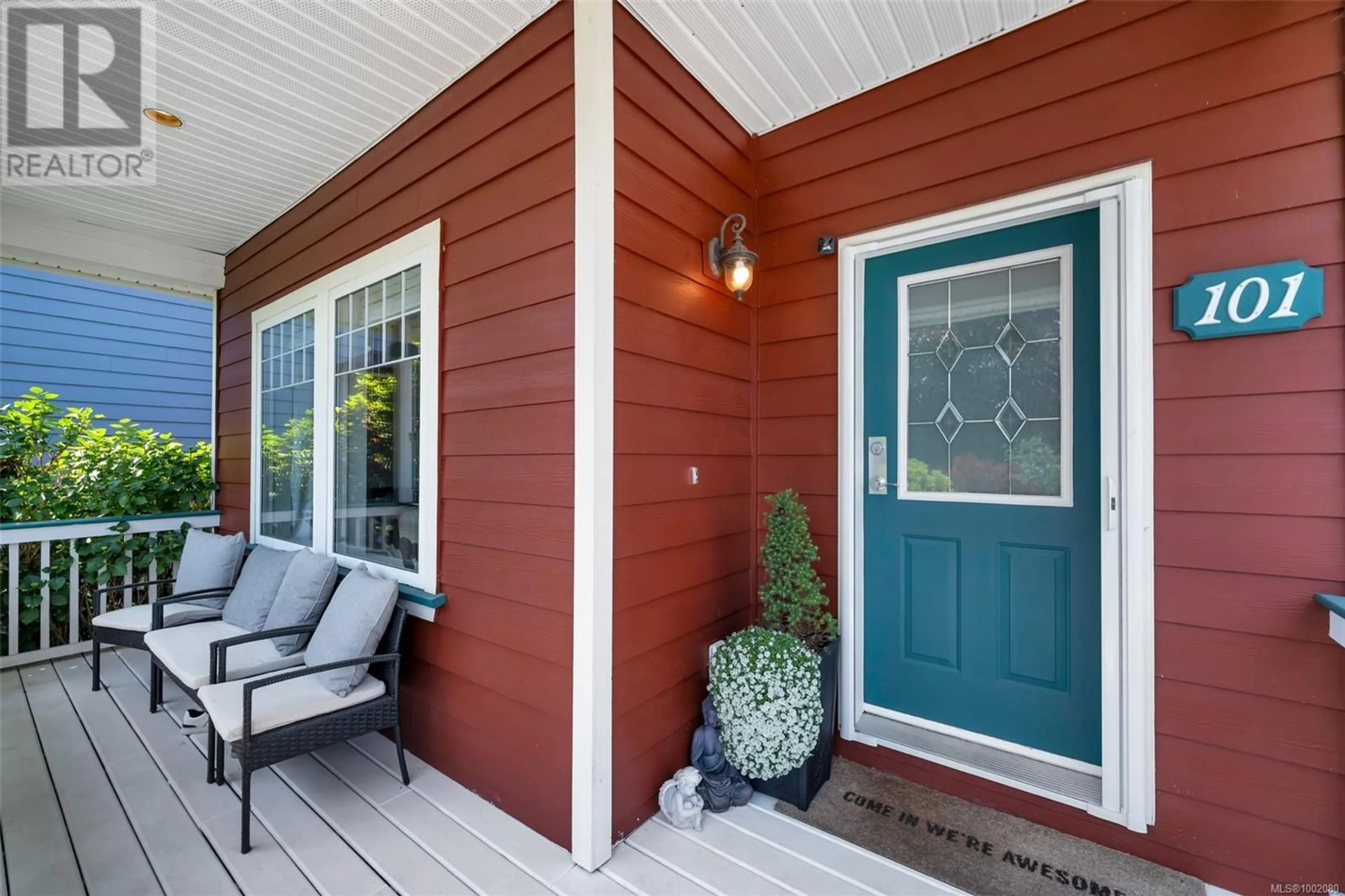Indoor entryway for 101 STONERIDGE CLOSE, View Royal British Columbia V9B6M4