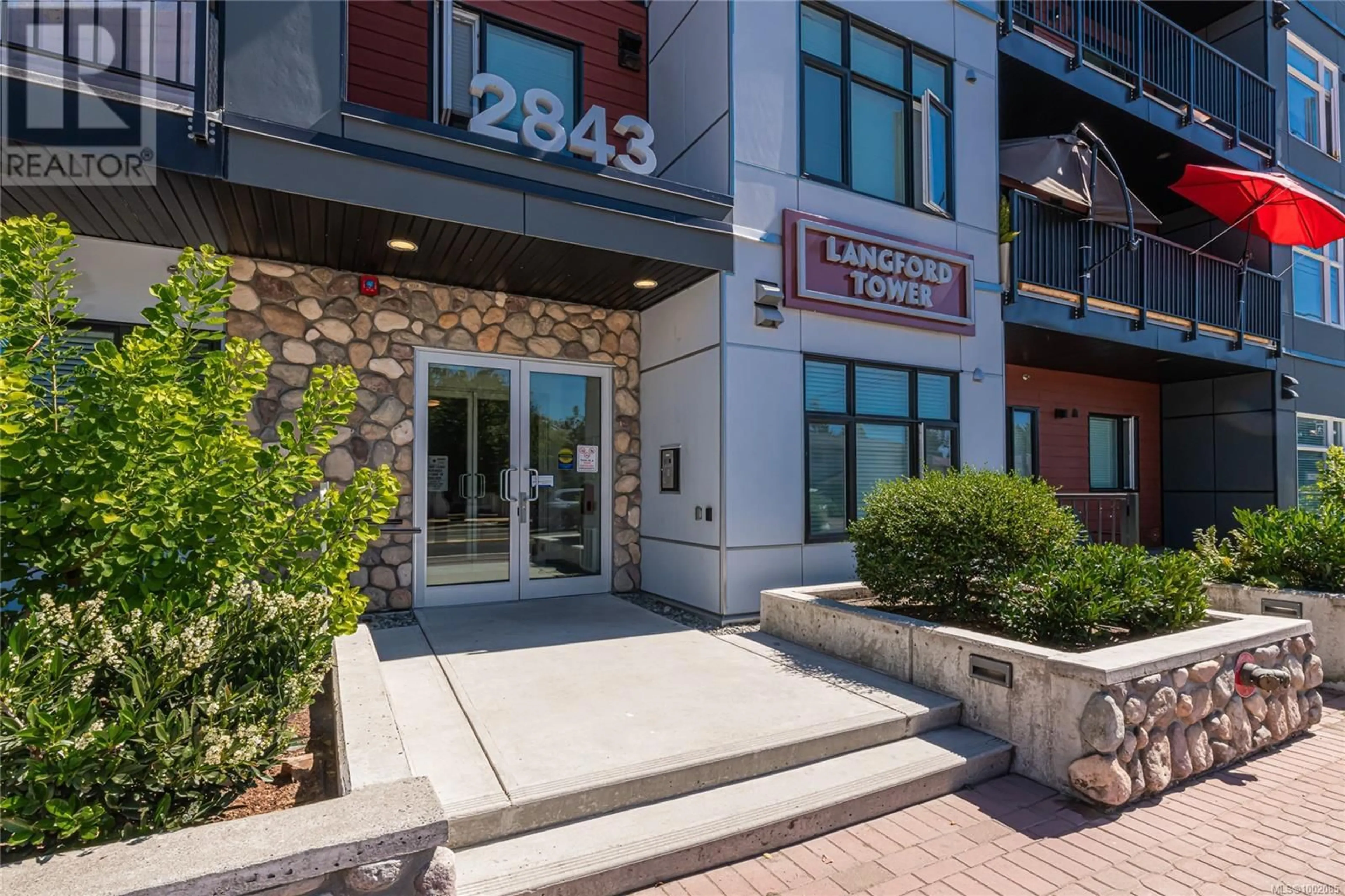 Indoor foyer for 202 - 2843 JACKLIN ROAD, Langford British Columbia V9B4P4