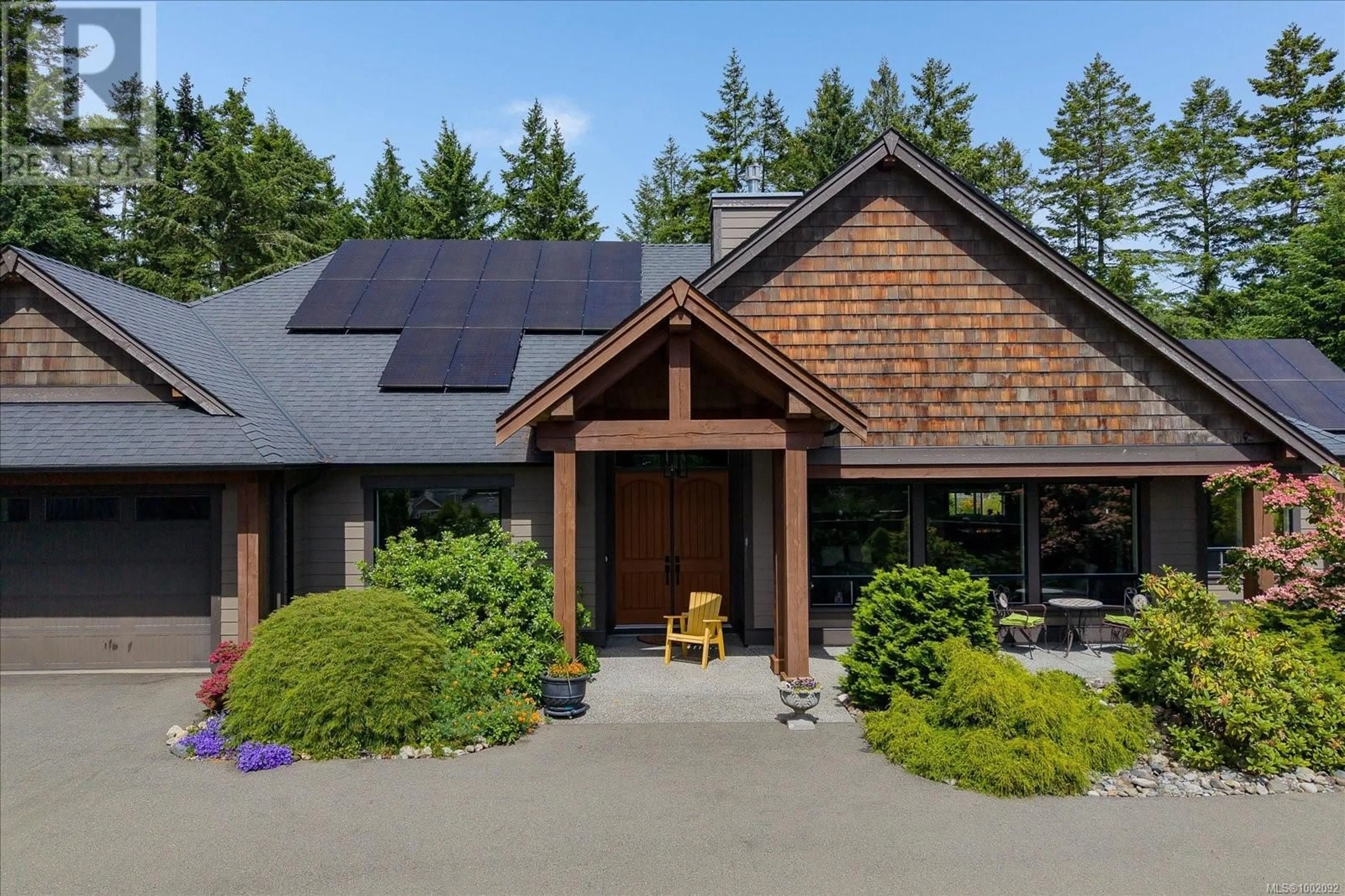 A pic from outside/outdoor area/front of a property/back of a property/a pic from drone, unknown for 2565 LA SELVA PLACE, Nanoose Bay British Columbia V9P9B4