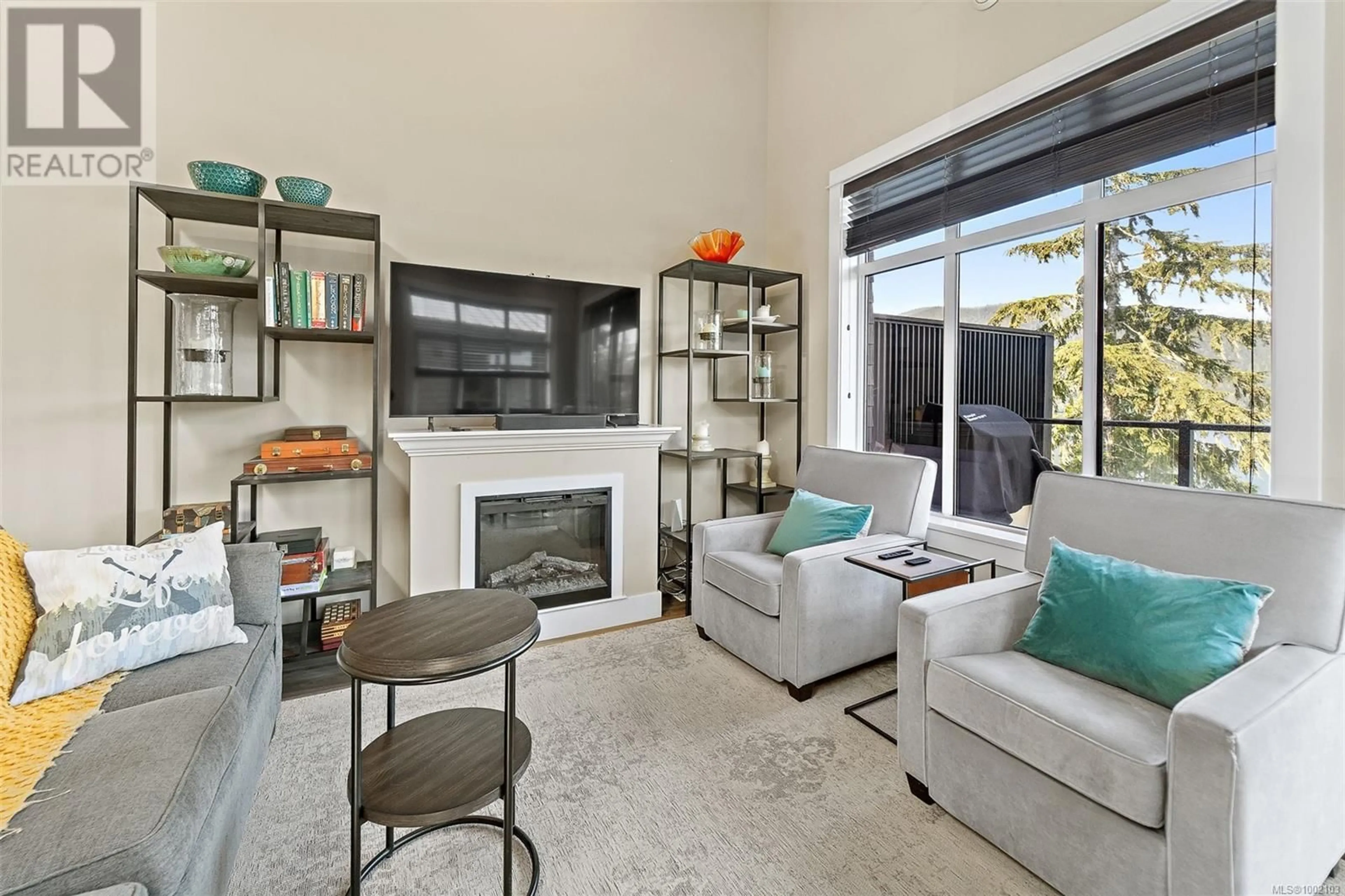 Living room with furniture, unknown for 222 - 6596 BAIRD ROAD, Port Renfrew British Columbia V0S1K0