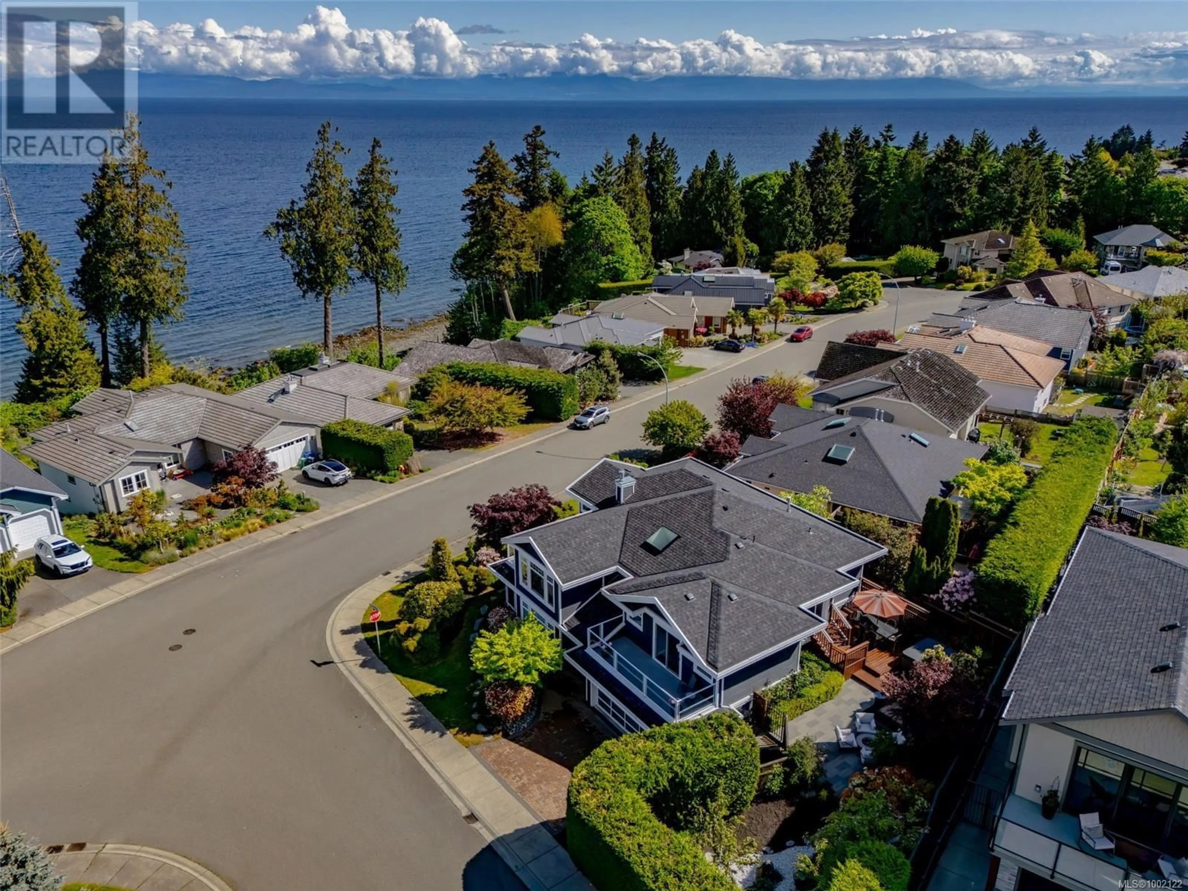 A pic from outside/outdoor area/front of a property/back of a property/a pic from drone, water/lake/river/ocean view for 5391 SUNHAVEN PLACE, Nanaimo British Columbia V9V1R5