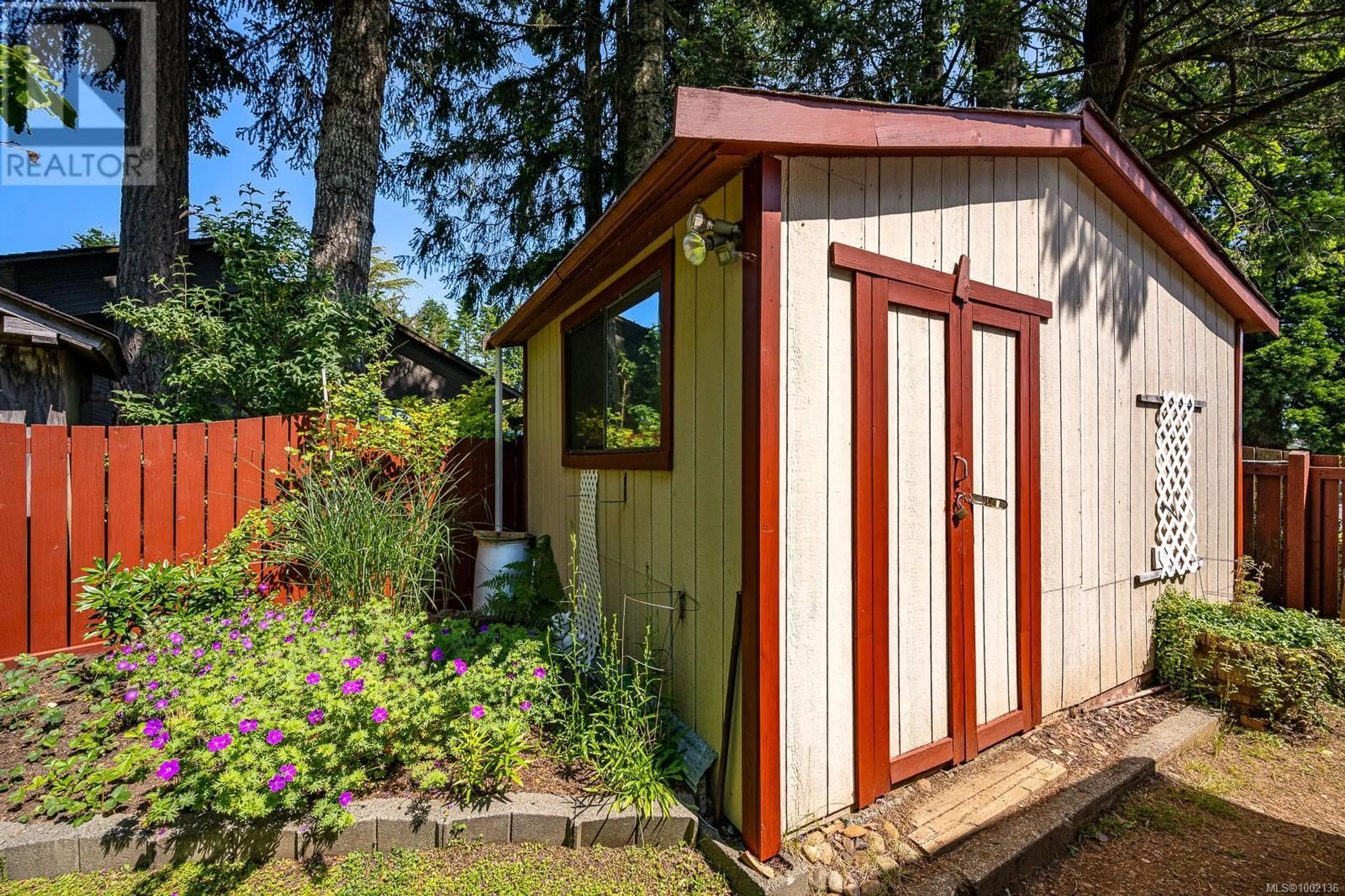 Shed for 995 MANTLE DRIVE, Courtenay British Columbia V9N7H3