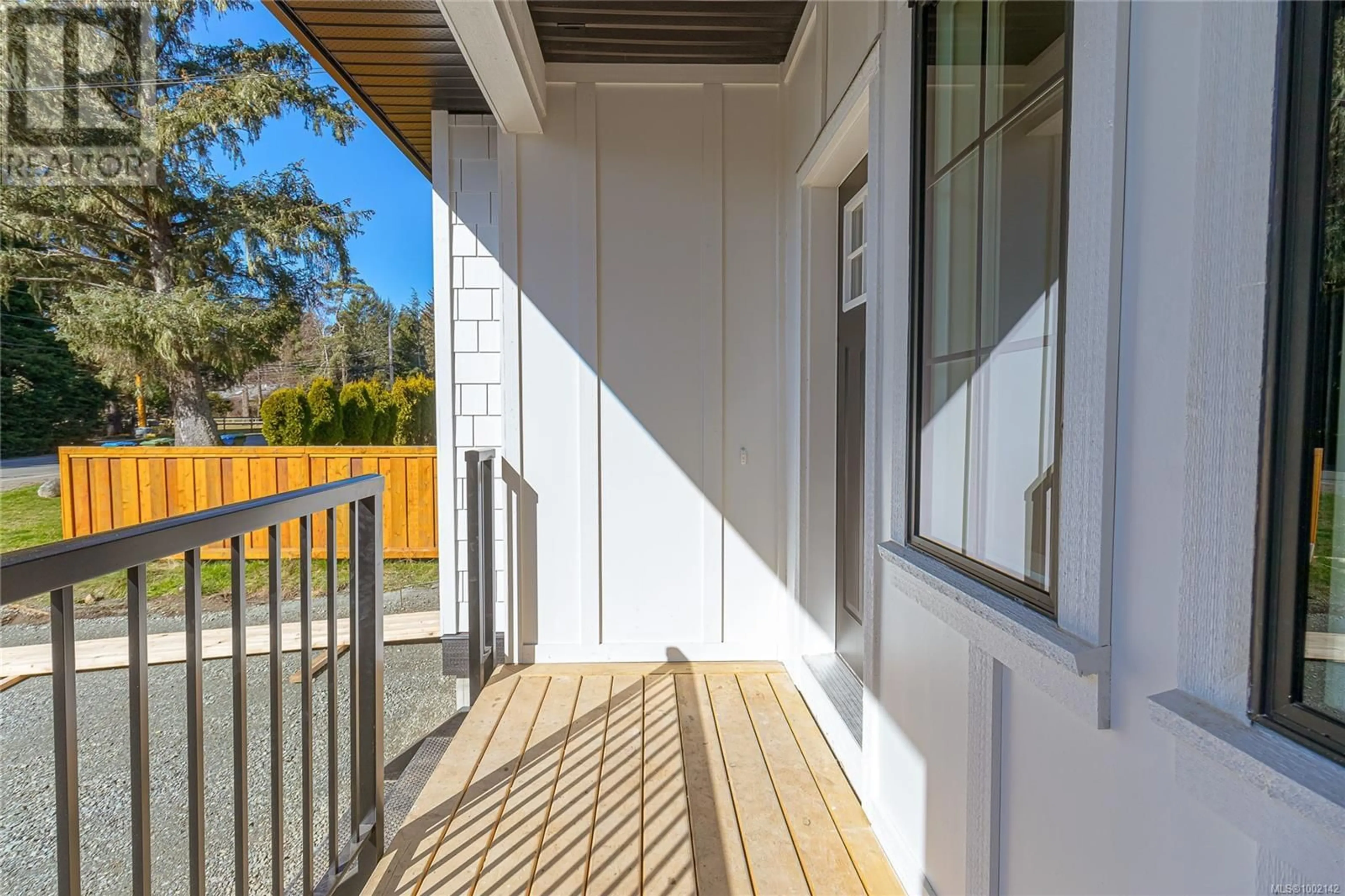 Patio, street for 1939 MAPLE AVENUE SOUTH, Sooke British Columbia V9Z0N9