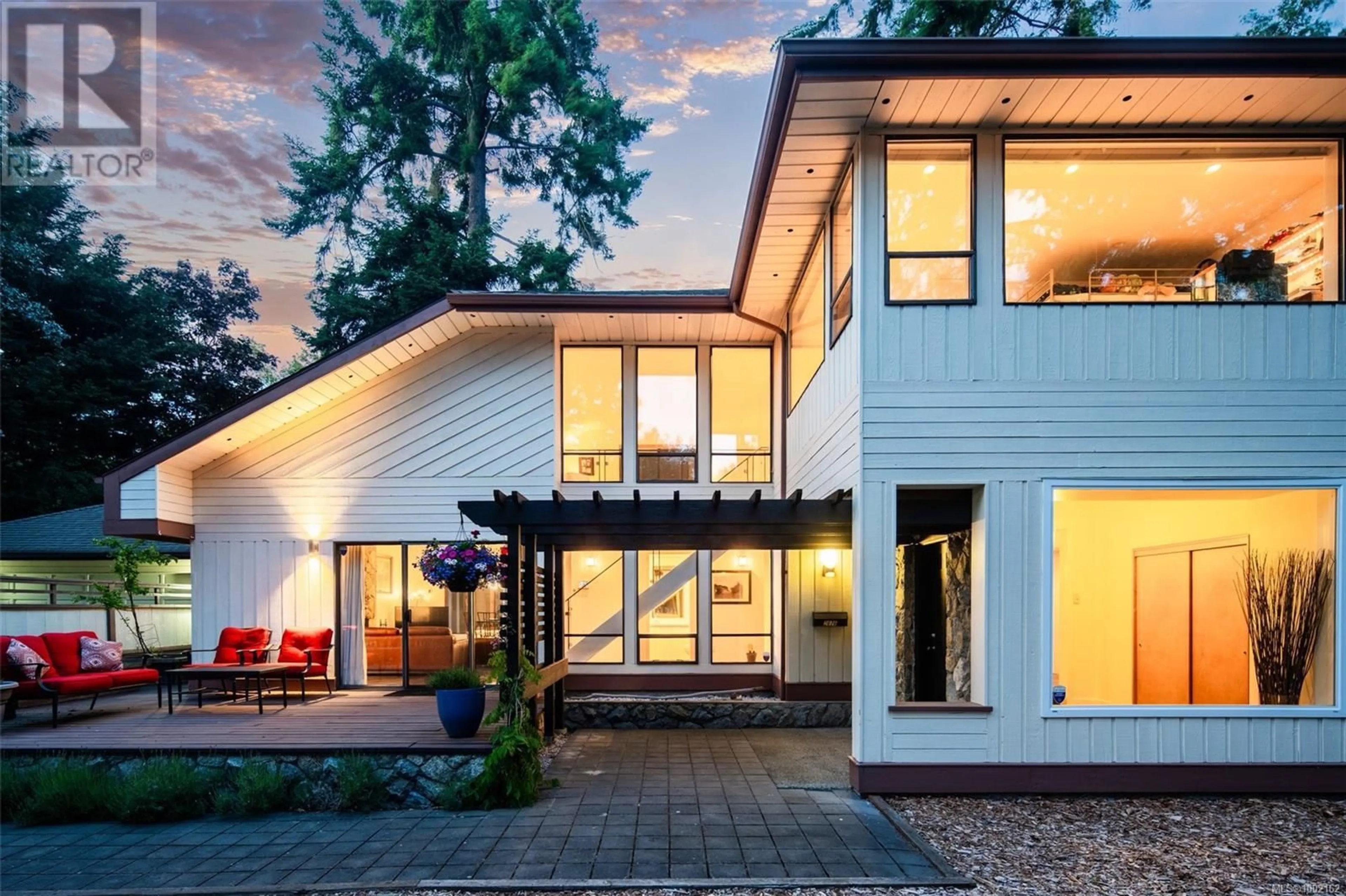 Home with brick exterior material, unknown for 2676 ARBUTUS ROAD, Saanich British Columbia V8N1W6