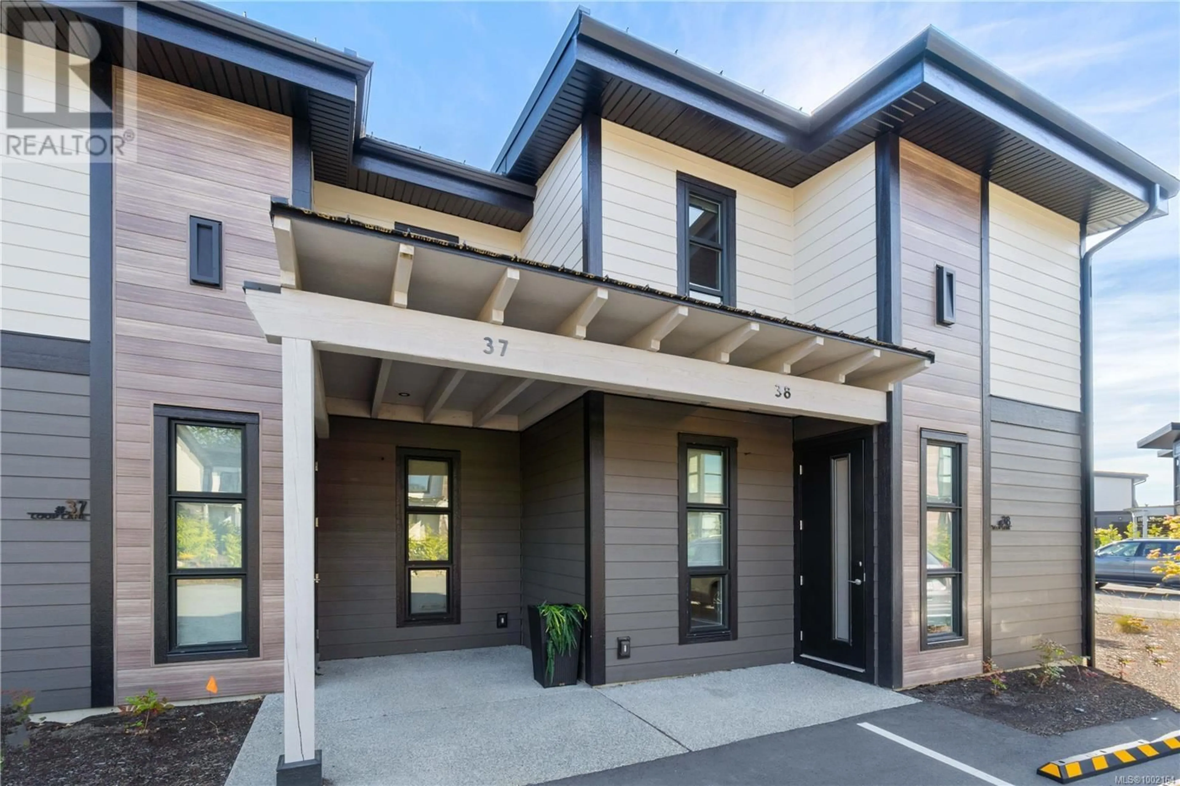 Home with brick exterior material, building for 38 (SL101) - 1175 RESORT DRIVE, Parksville British Columbia V9P2E3