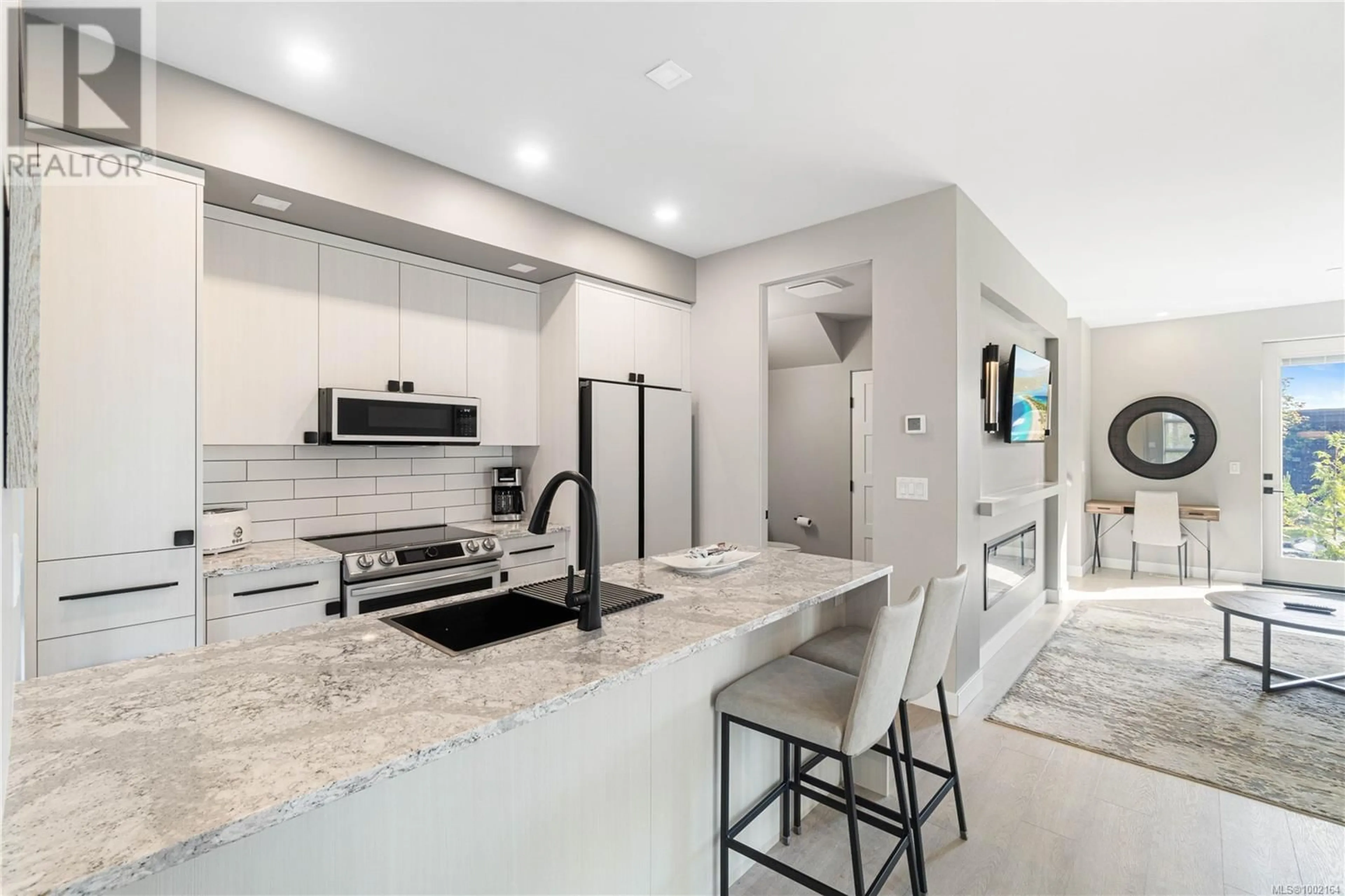 Open concept kitchen, ceramic/tile floor for 38 (SL101) - 1175 RESORT DRIVE, Parksville British Columbia V9P2E3