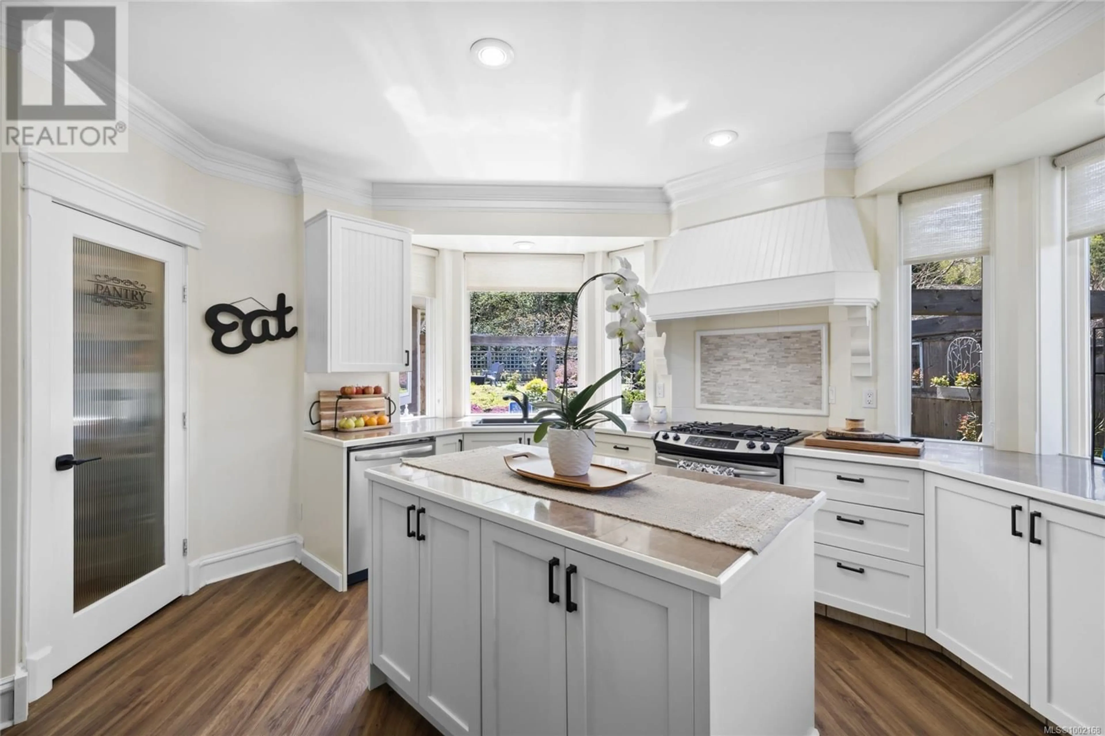 Contemporary kitchen, ceramic/tile floor for 2508 NUTTAL DRIVE, Nanoose Bay British Columbia V9P9B4