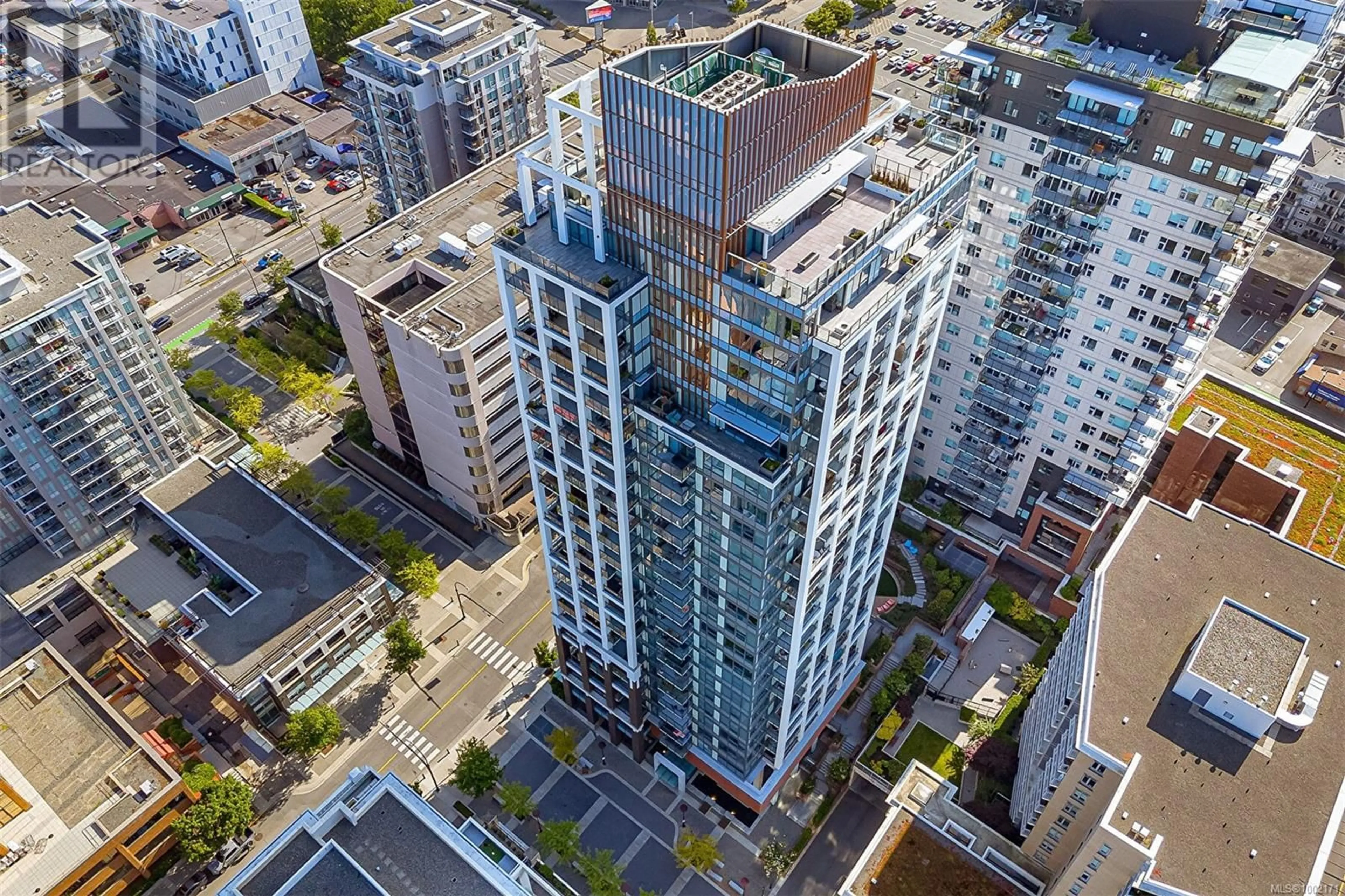 A pic from outside/outdoor area/front of a property/back of a property/a pic from drone, city buildings view from balcony for 2004 - 777 HERALD STREET, Victoria British Columbia V8T0C7