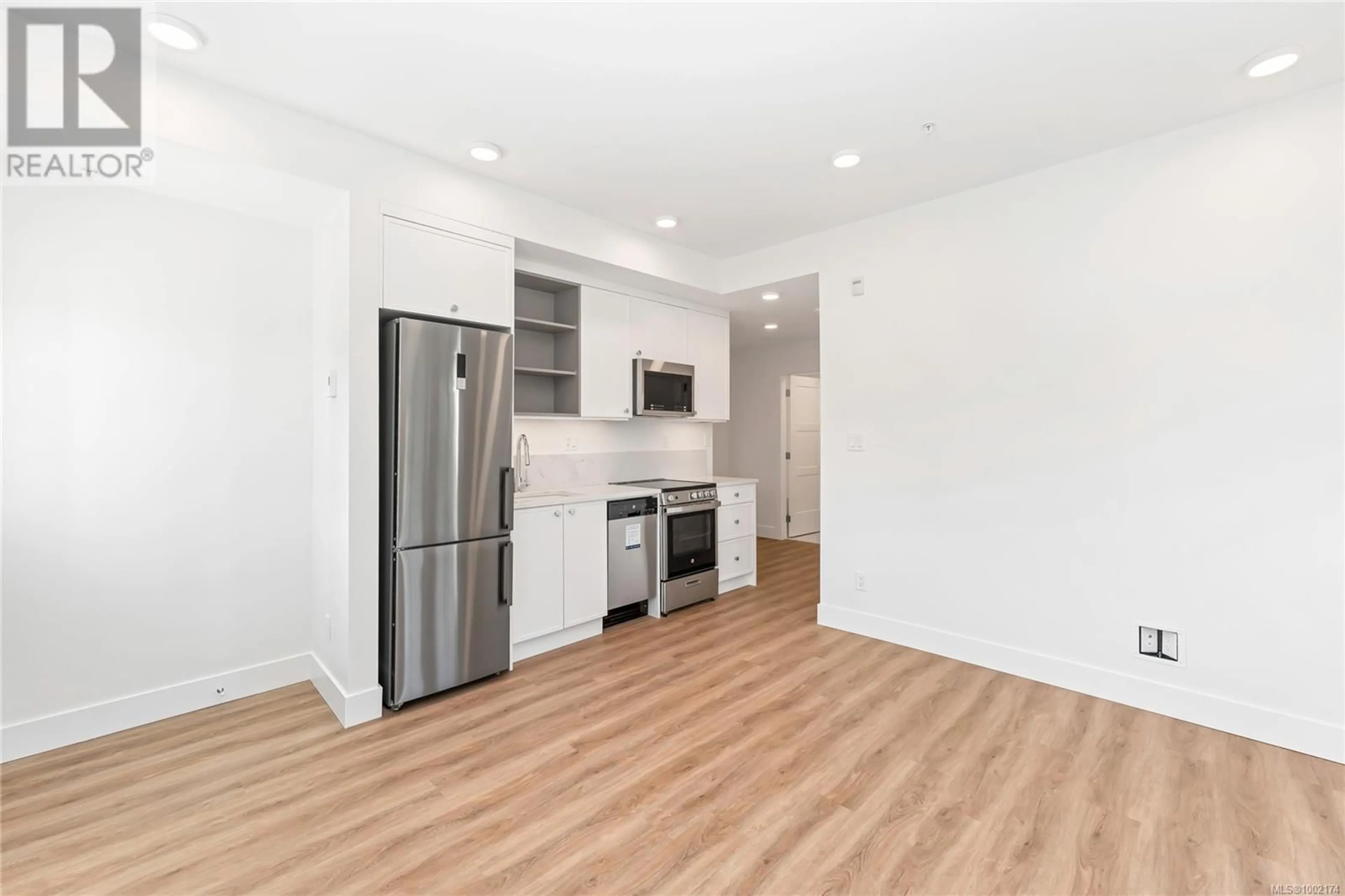 Unknown for 203 B - 1224 RICHARDSON STREET, Victoria British Columbia V8V3E1