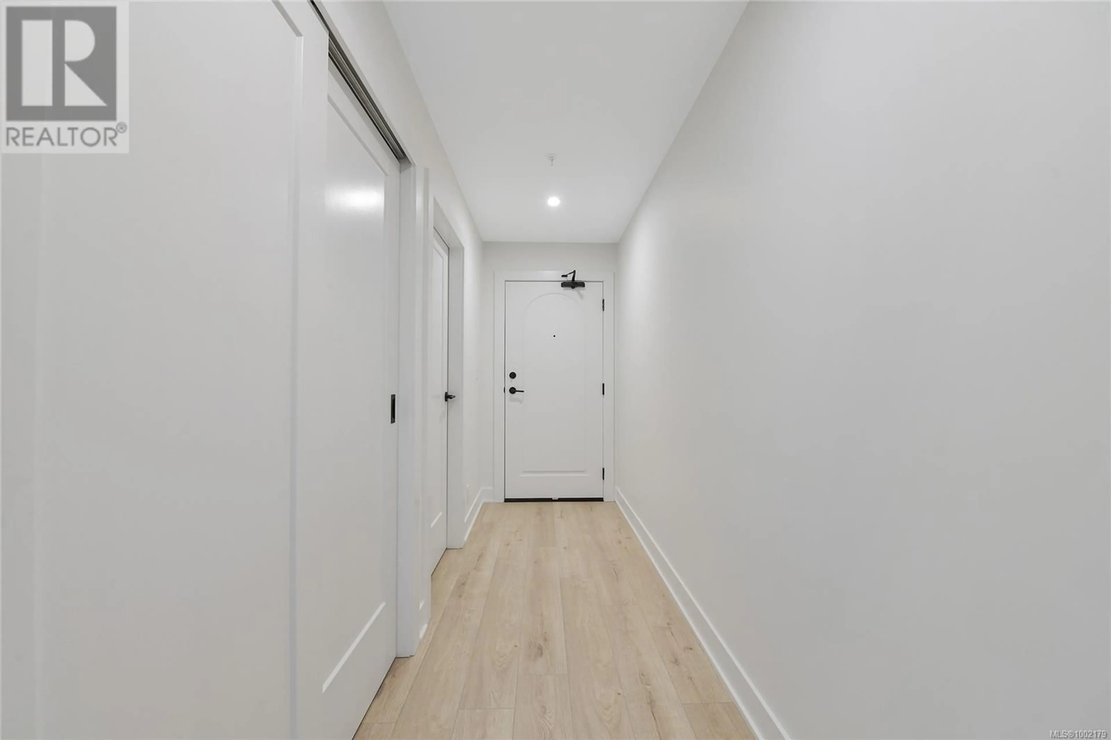 A pic of a room for 304 - 1114 SAMAR CRESCENT, Langford British Columbia V9B7C5