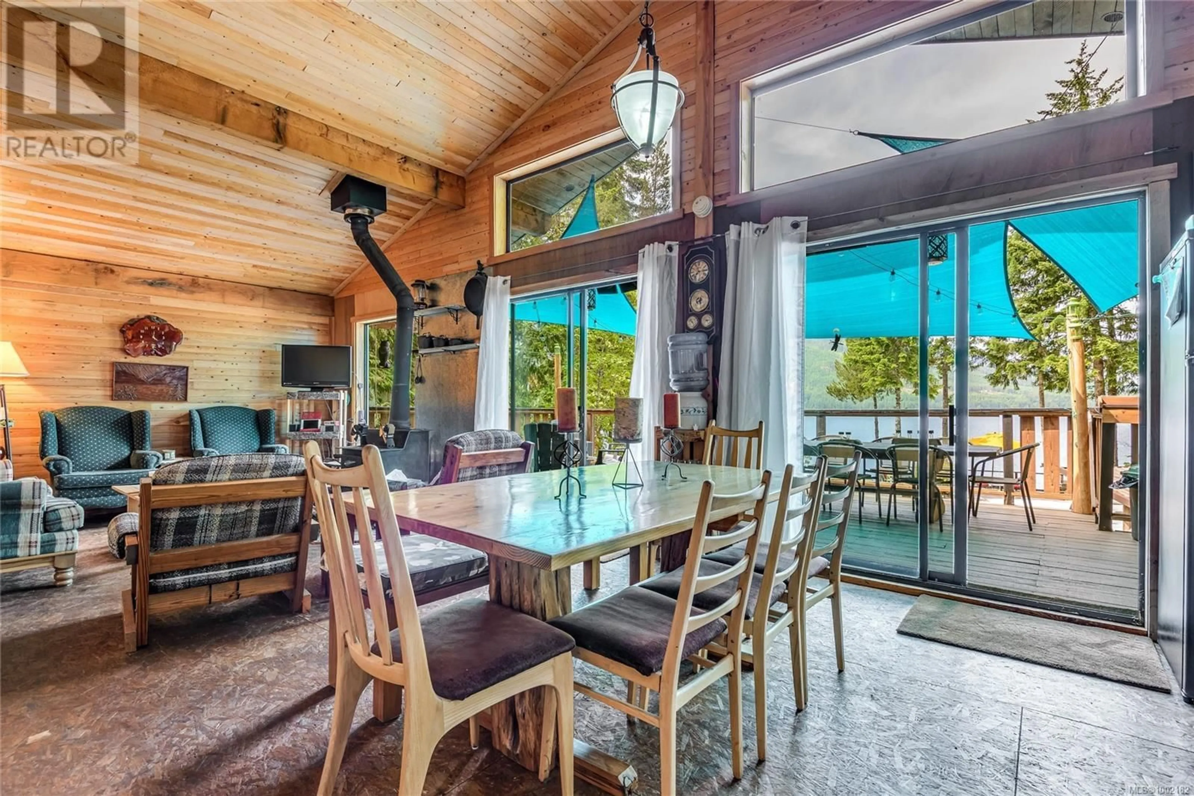 Dining room, unknown for 41072 GOLD RIVER HIGHWAY, Campbell River British Columbia V9H1P1
