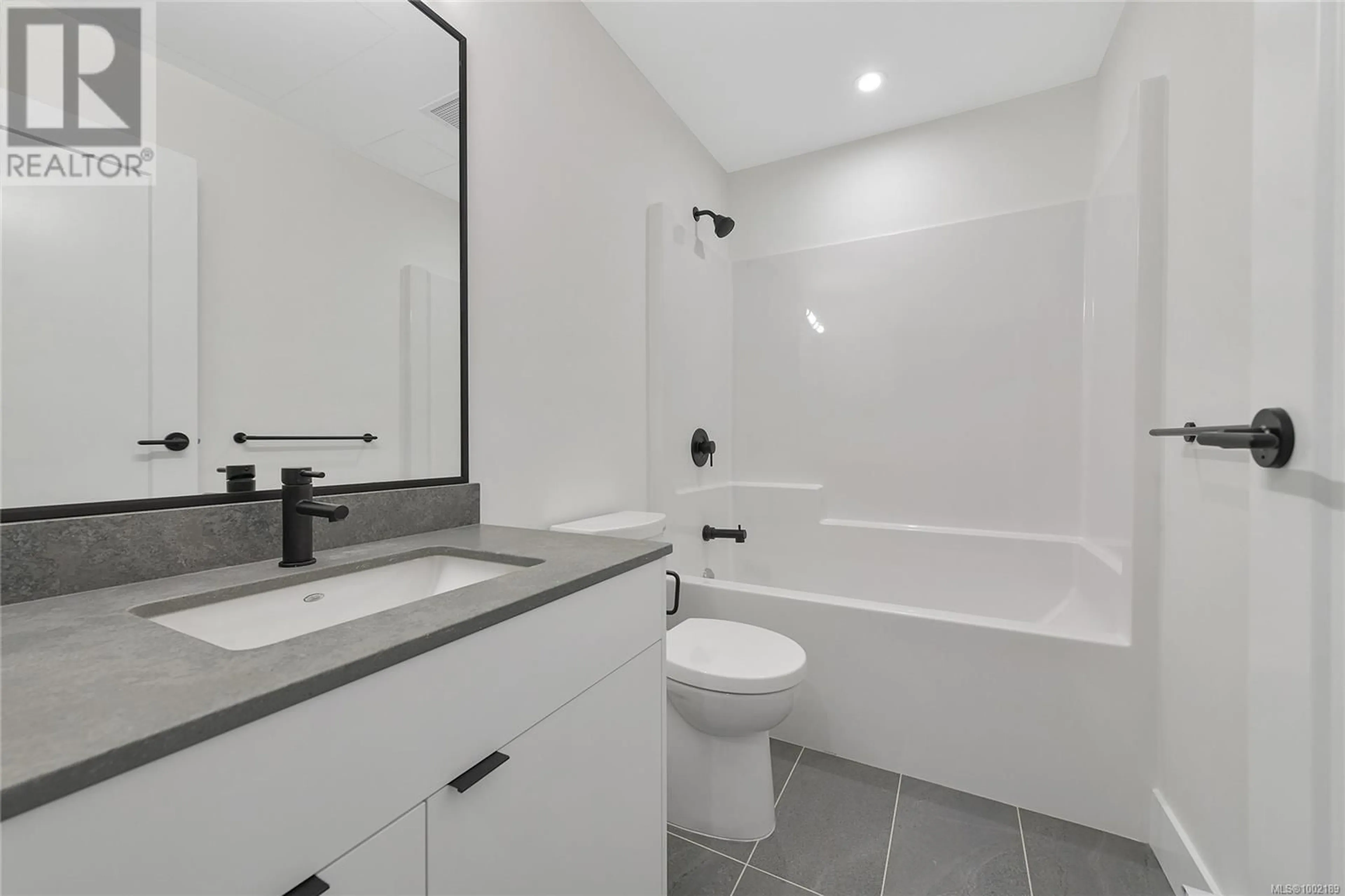 Standard bathroom, ceramic/tile floor for 305 - 1114 SAMAR CRESCENT, Langford British Columbia V9B7C5