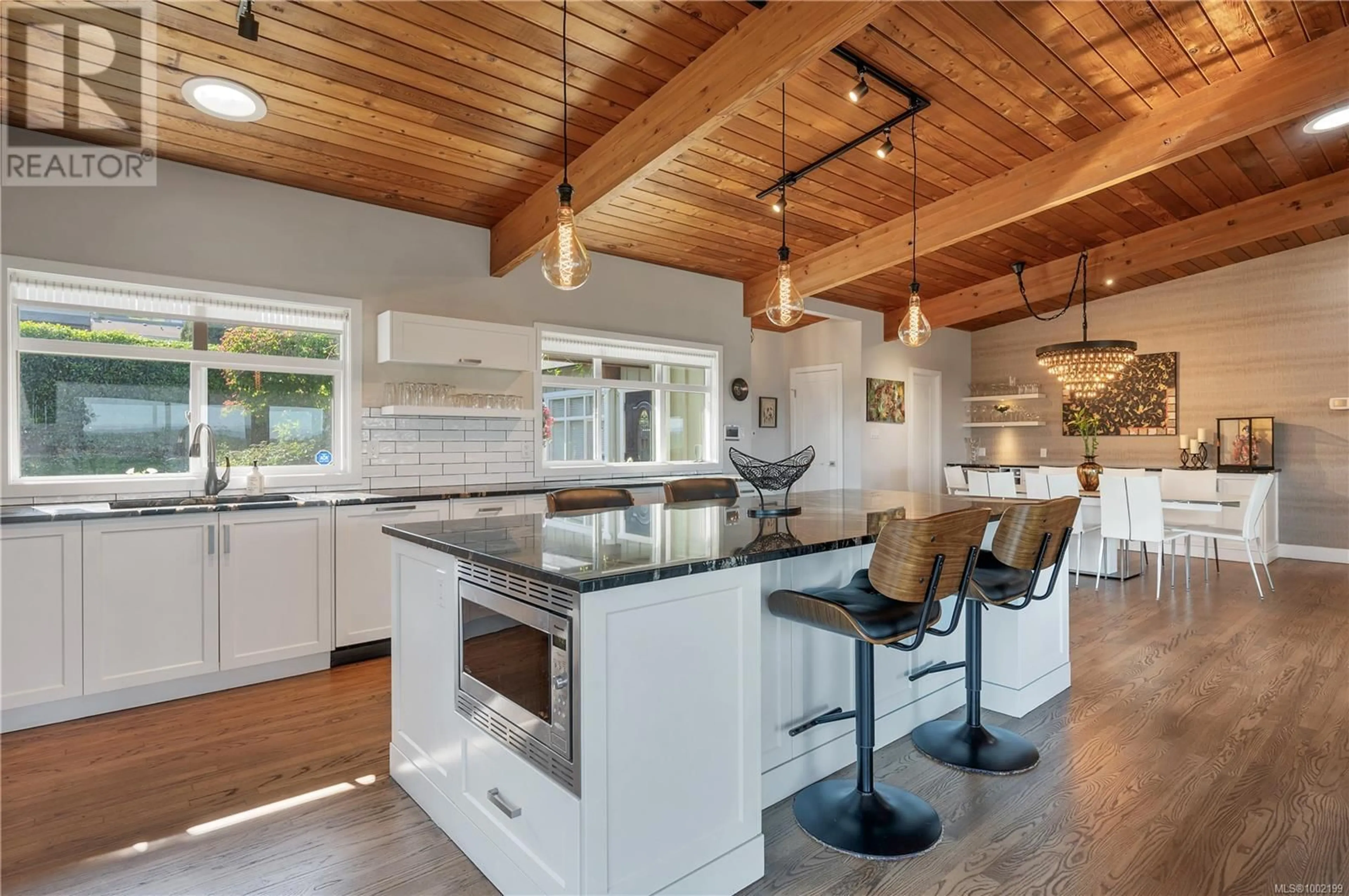Open concept kitchen, unknown for 235 THULIN STREET SOUTH, Campbell River British Columbia V9W2J9