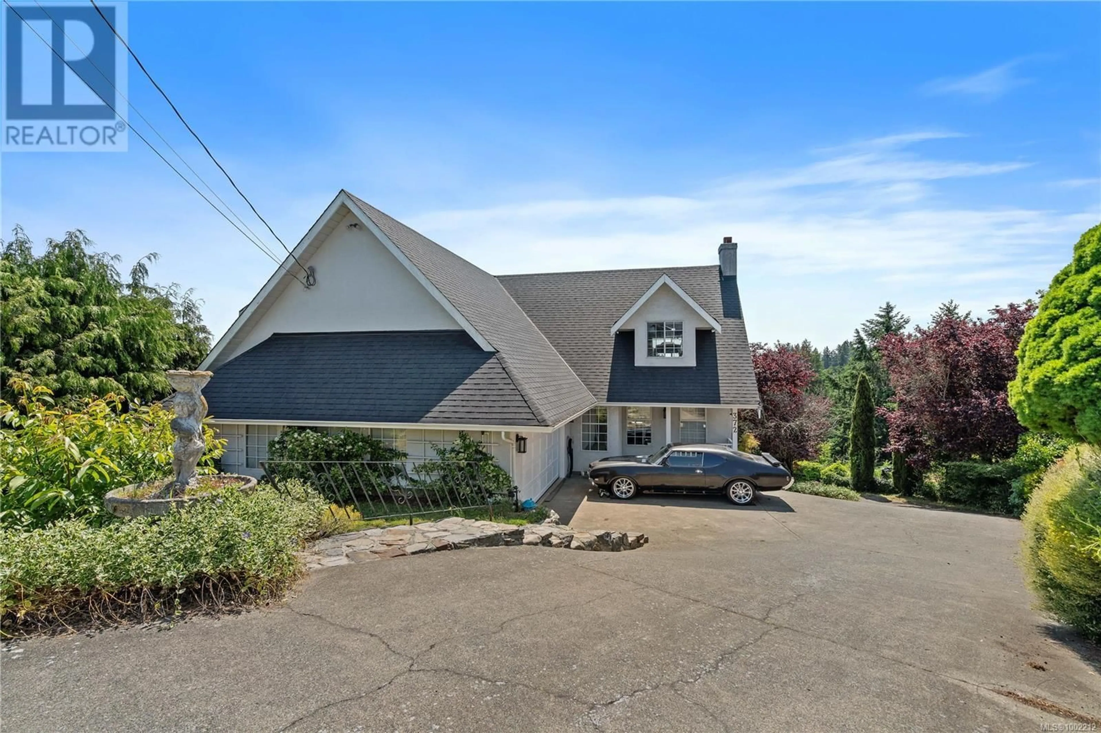 A pic from outside/outdoor area/front of a property/back of a property/a pic from drone, street for 372 CRYSTALVIEW TERRACE, Langford British Columbia V9B5S5