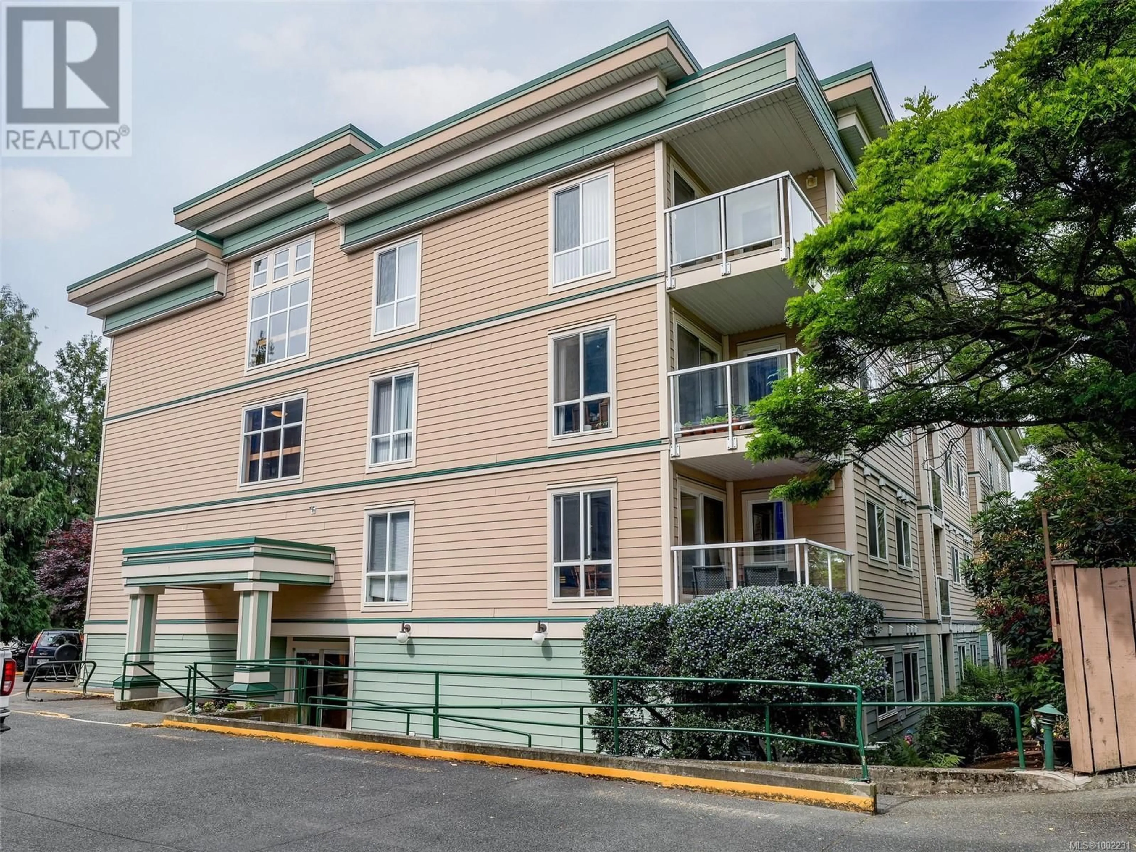 Unknown for 402 - 649 BAY STREET, Victoria British Columbia V8T5H8