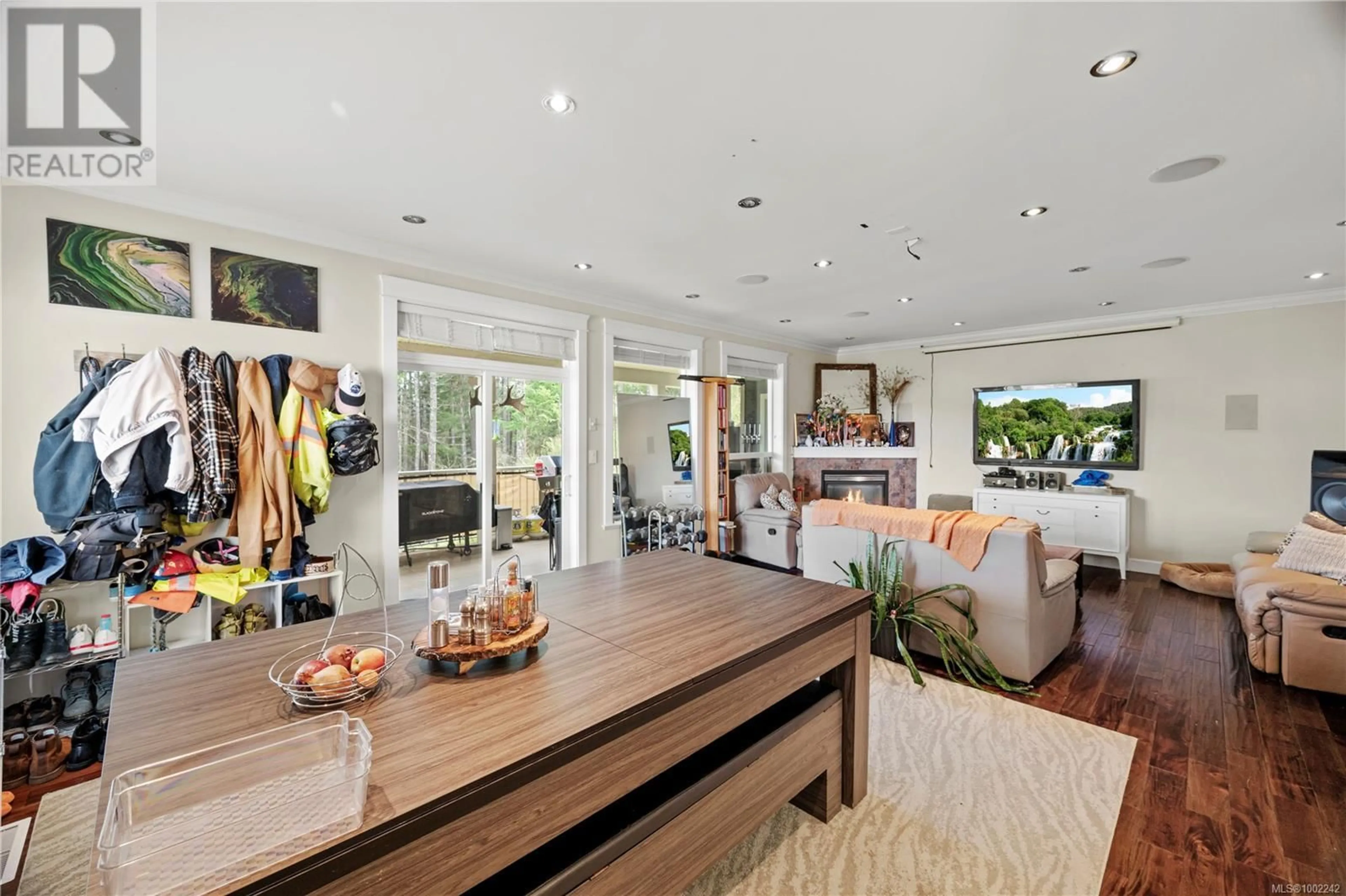 Open concept kitchen, unknown for 3747 RIDGE POND DRIVE, Langford British Columbia V9C4M8
