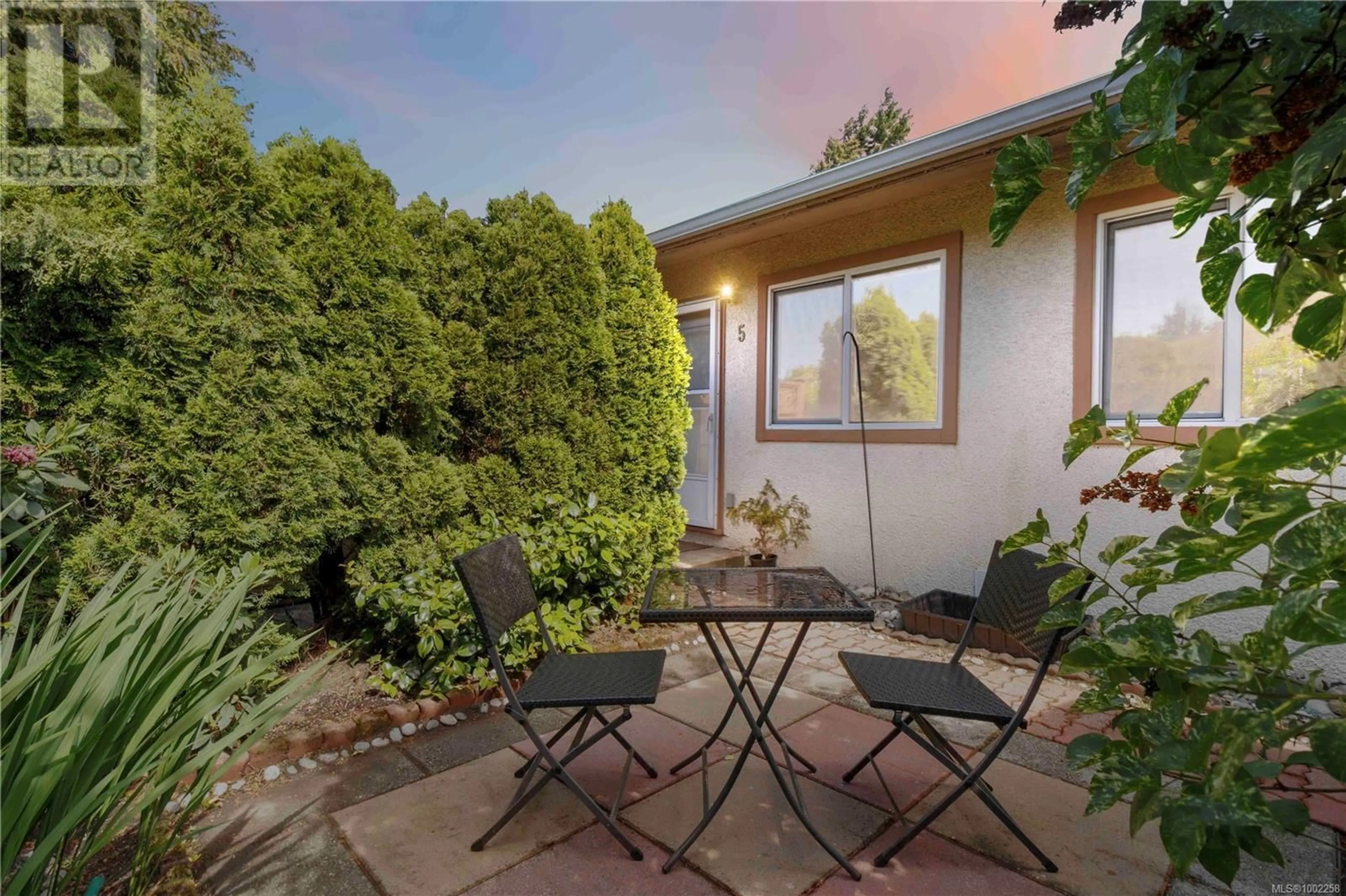 Patio, street for 5 - 974 DUNFORD AVENUE, Langford British Columbia V9B2S3